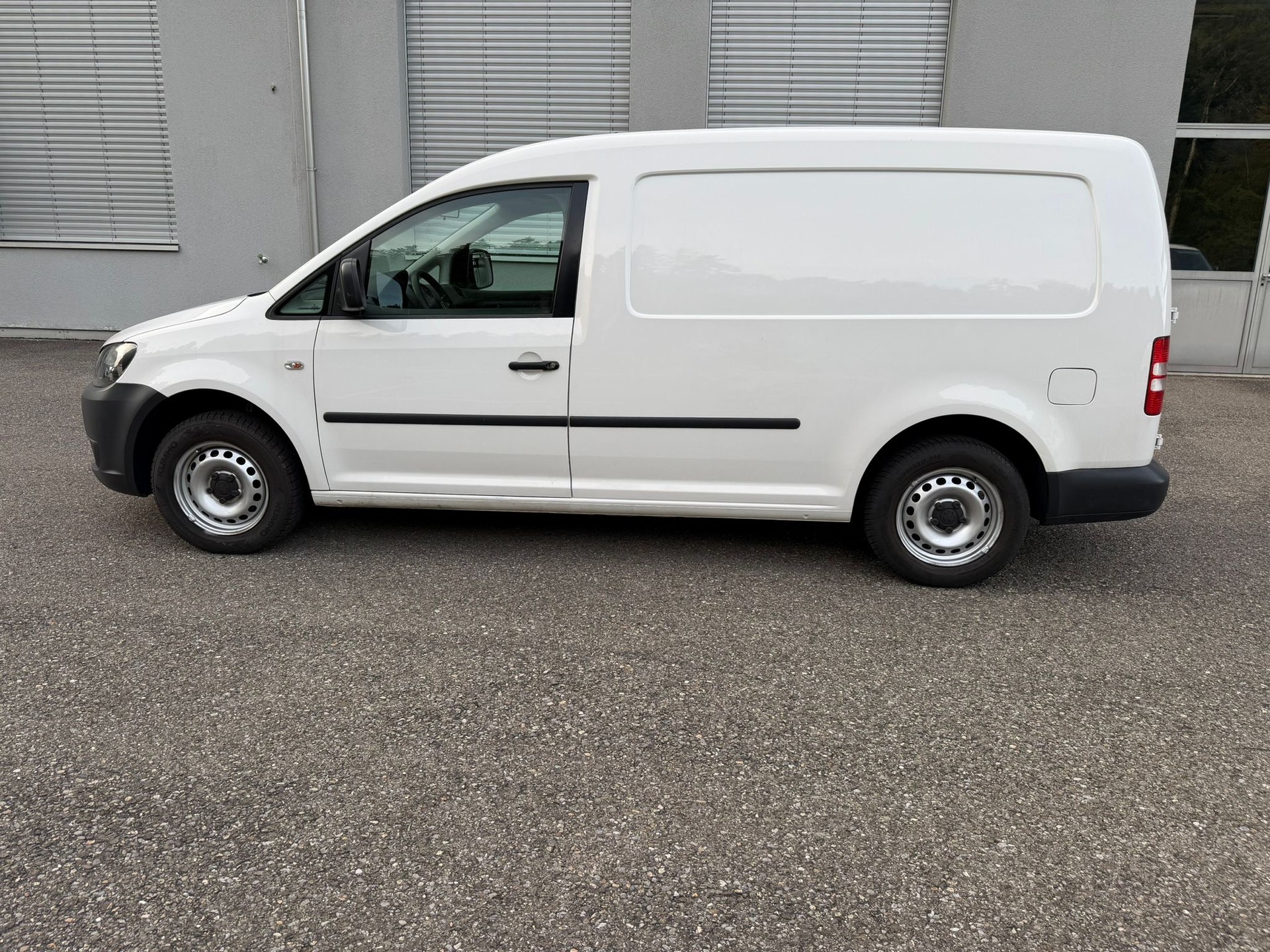 VW CADDY MAXI 1.6 TDI-image-3