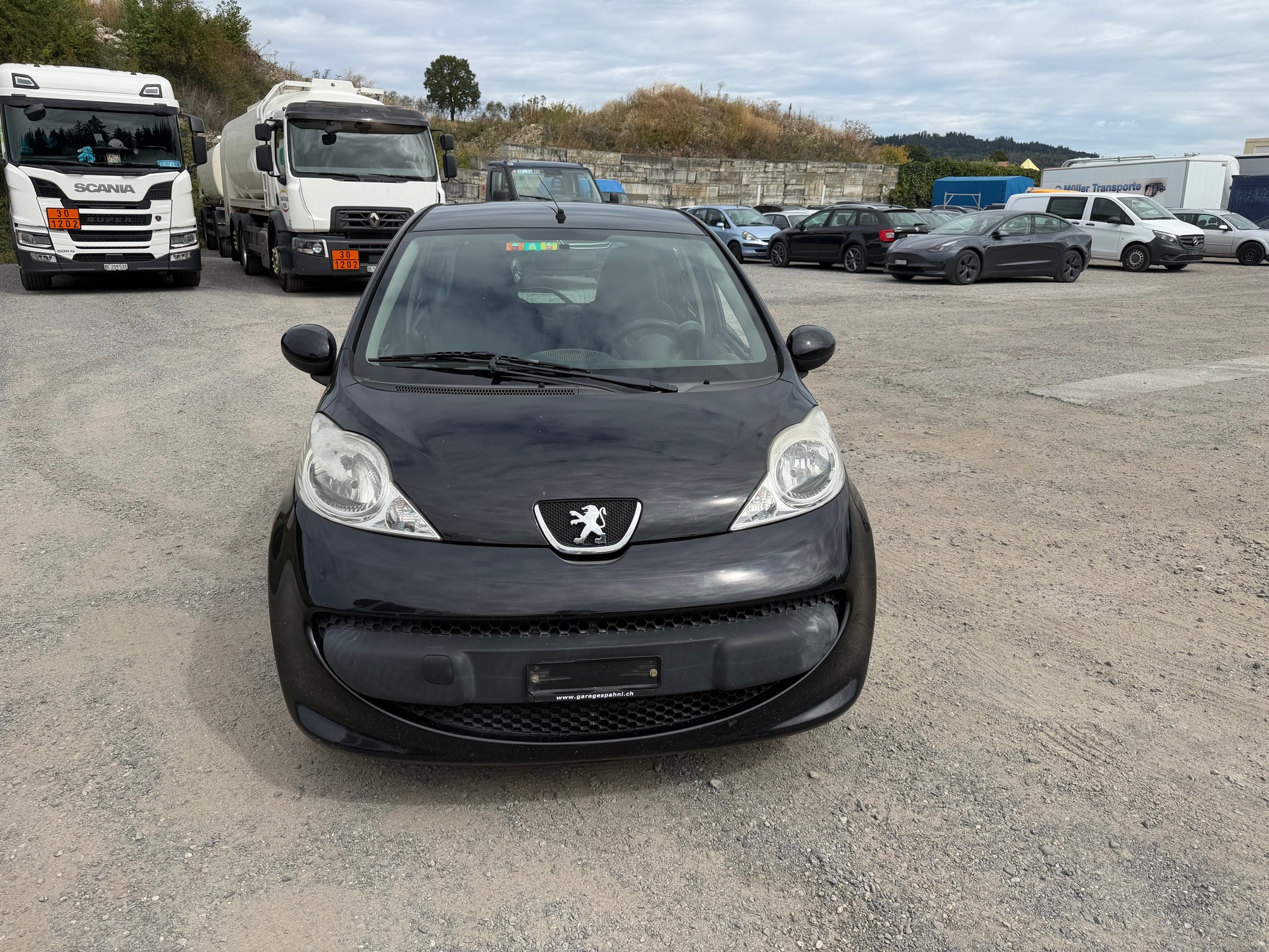 PEUGEOT 107 1.0 Trendy-image-0