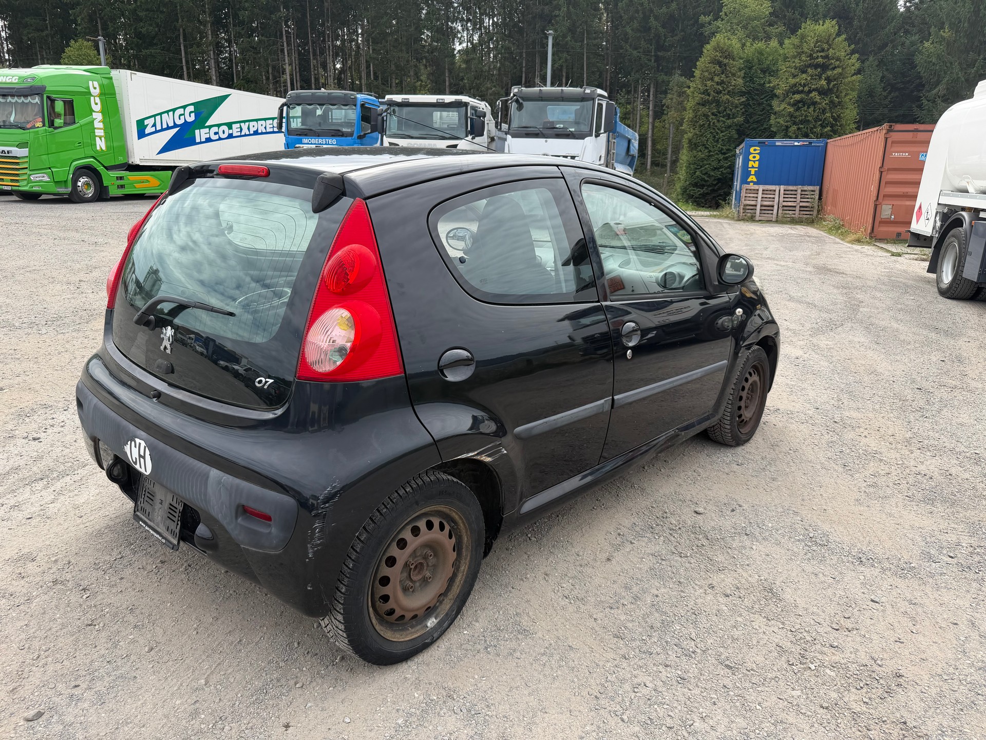 PEUGEOT 107 1.0 Trendy-image-3