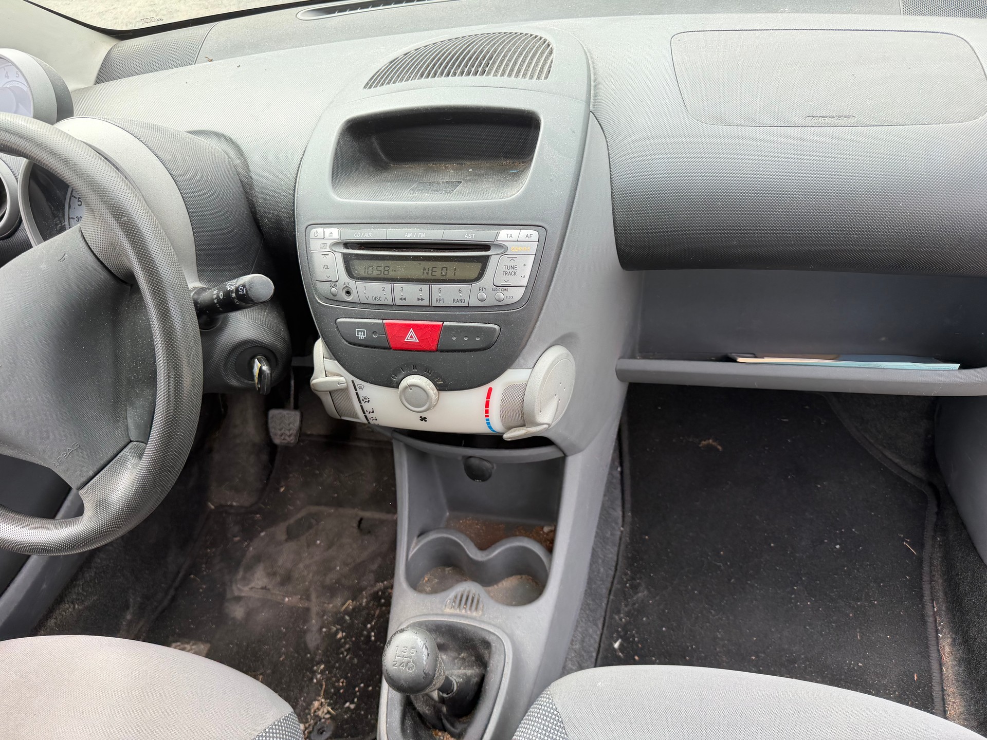 PEUGEOT 107 1.0 Trendy-image-5