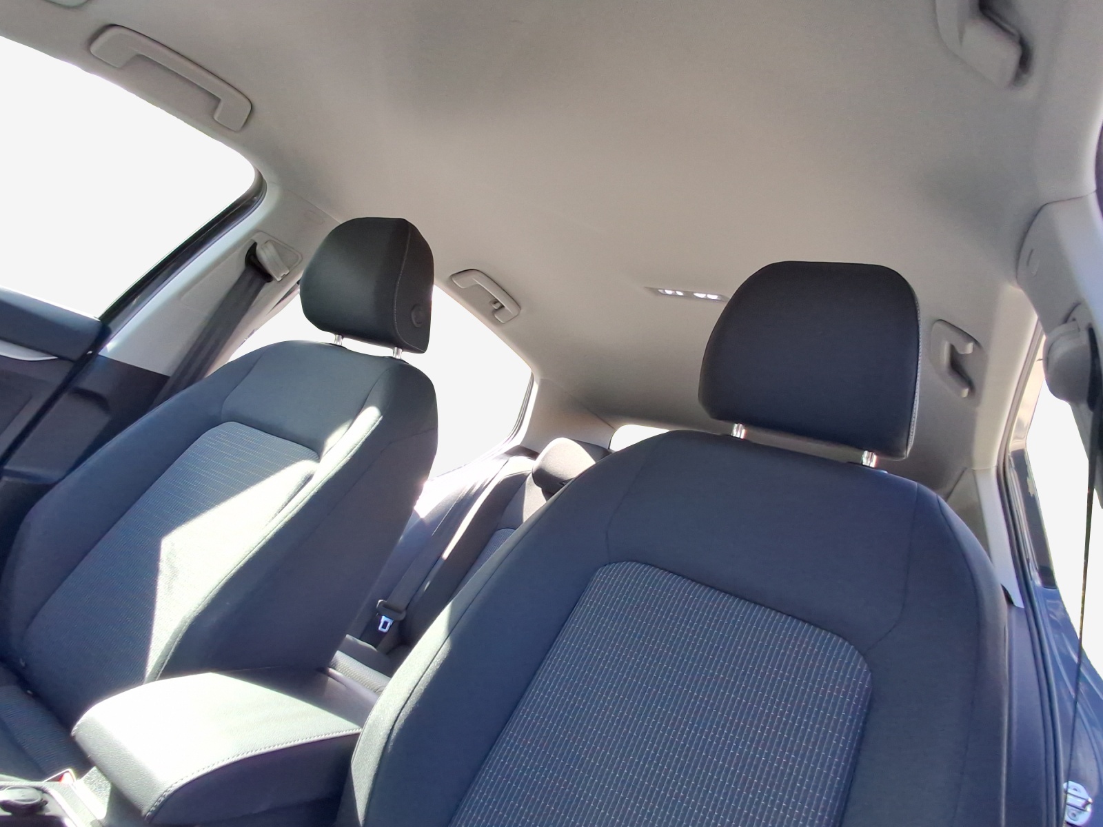 VW Golf 1.5 e TSI mHEV Value DSG-image-14