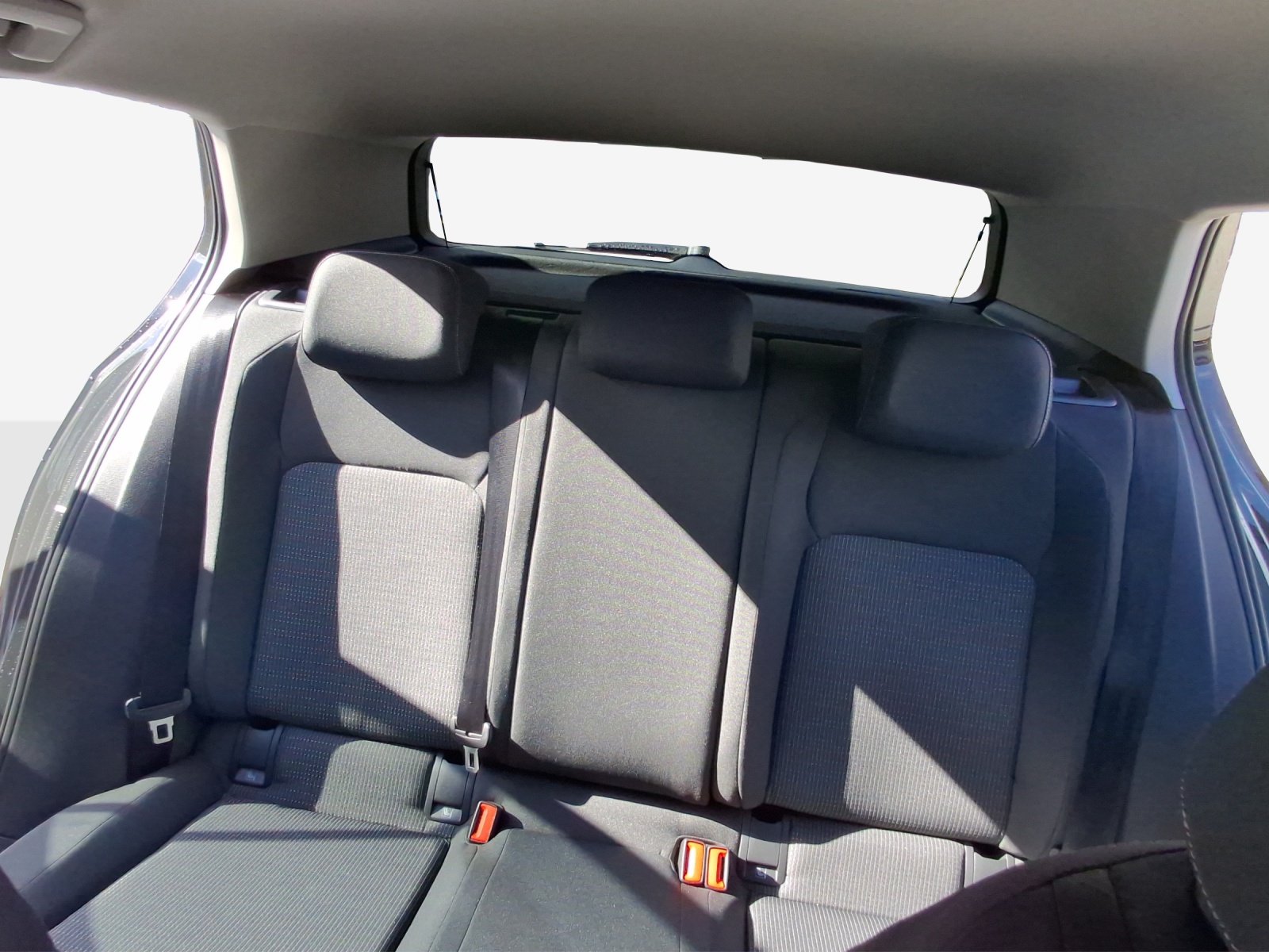 VW Golf 1.5 e TSI mHEV Value DSG-image-11
