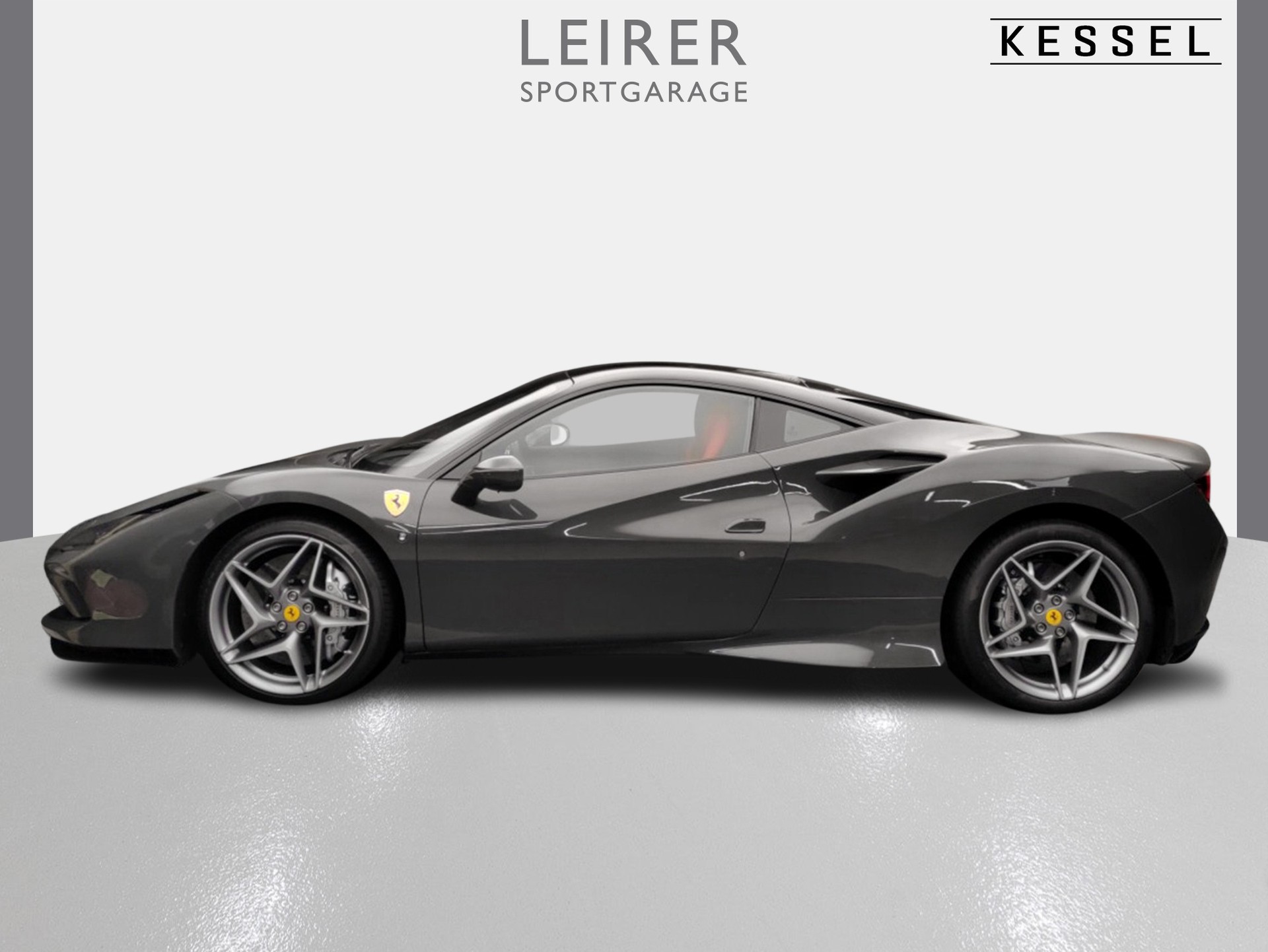 FERRARI F8 Tributo-showroom-element-1