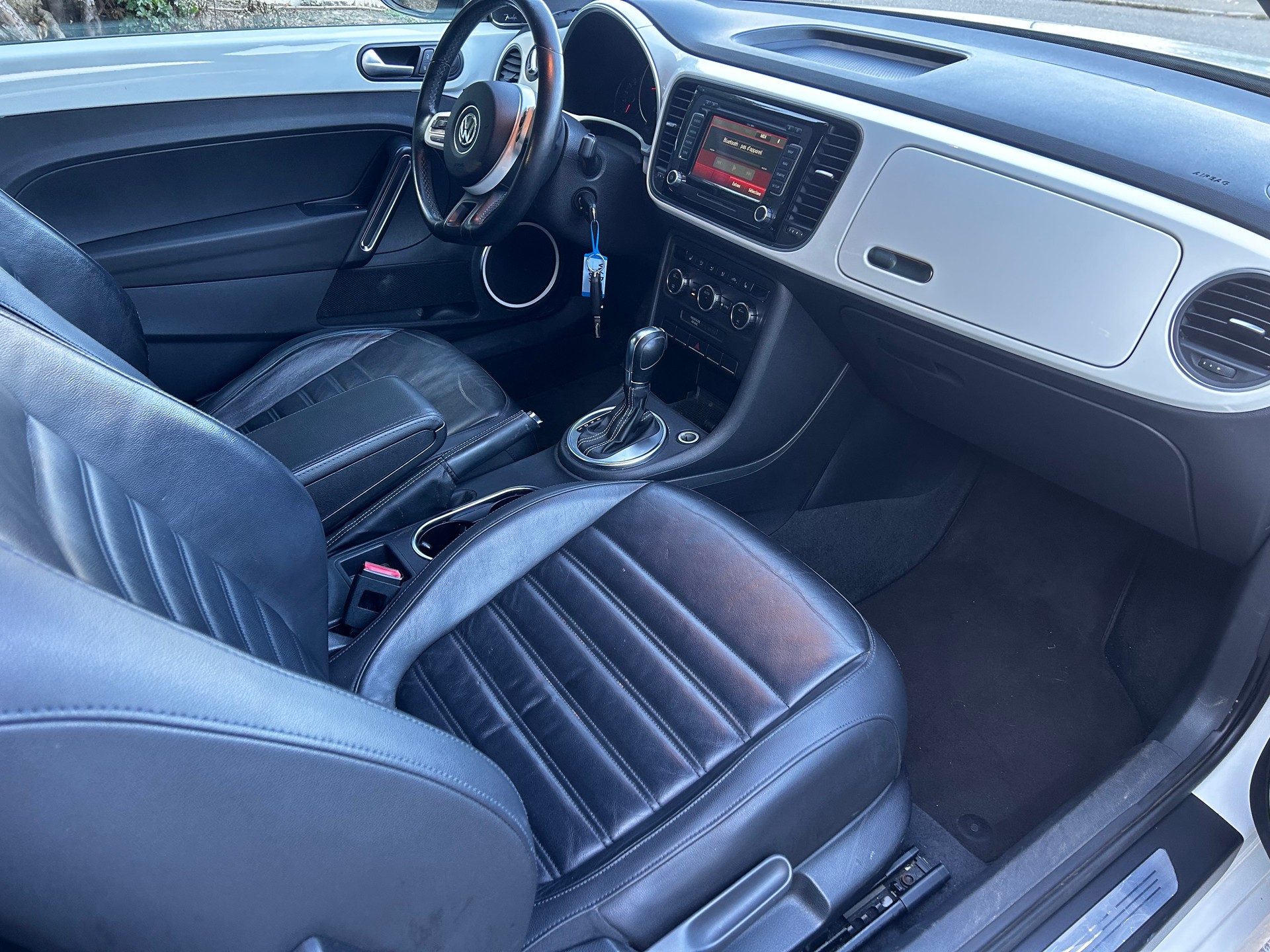 VW Vw BEETLE 2.0 Benzin-image-9