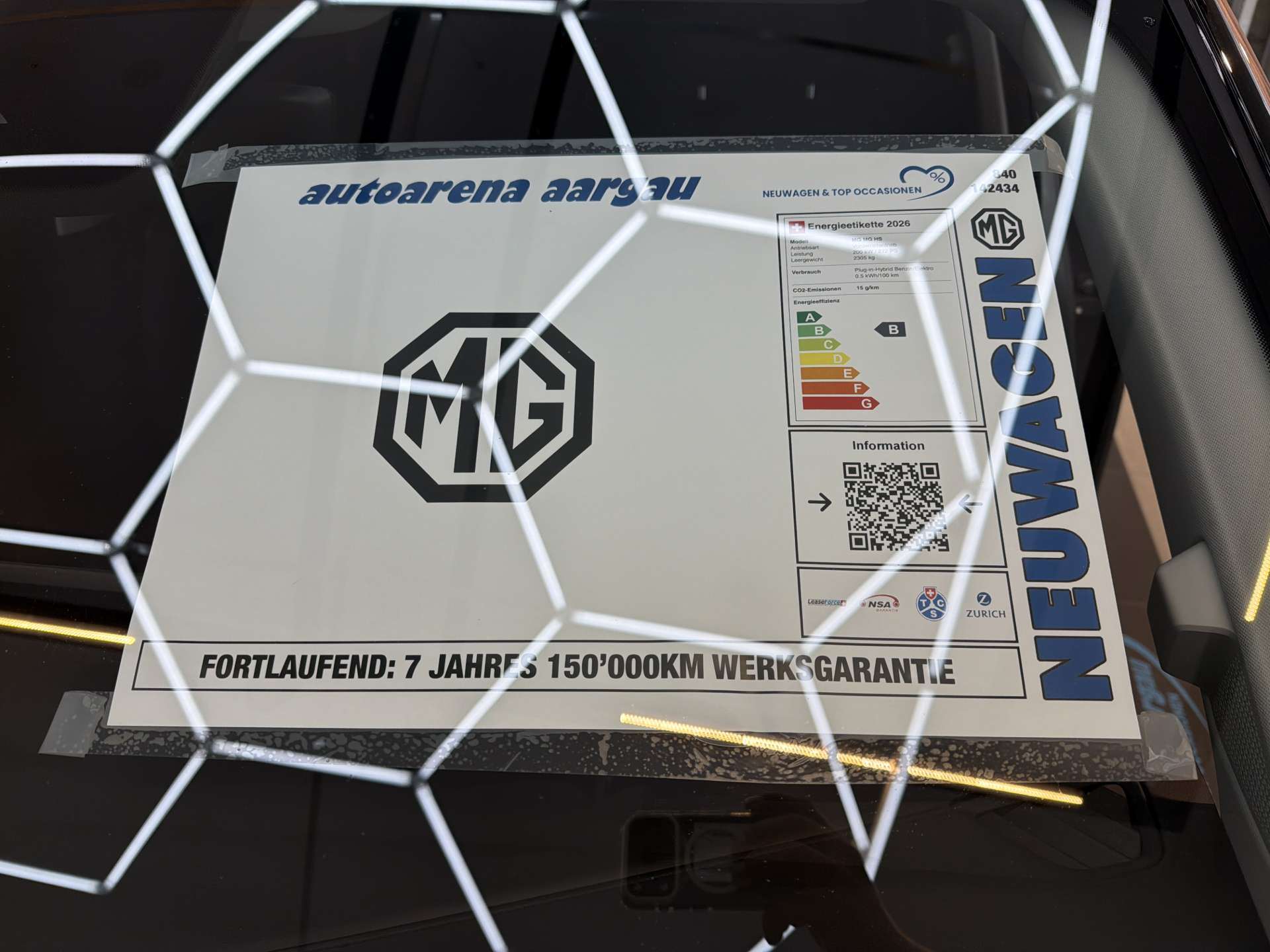 MG HS 1.5 T PHEV Comfort 272PS Automat-image-3