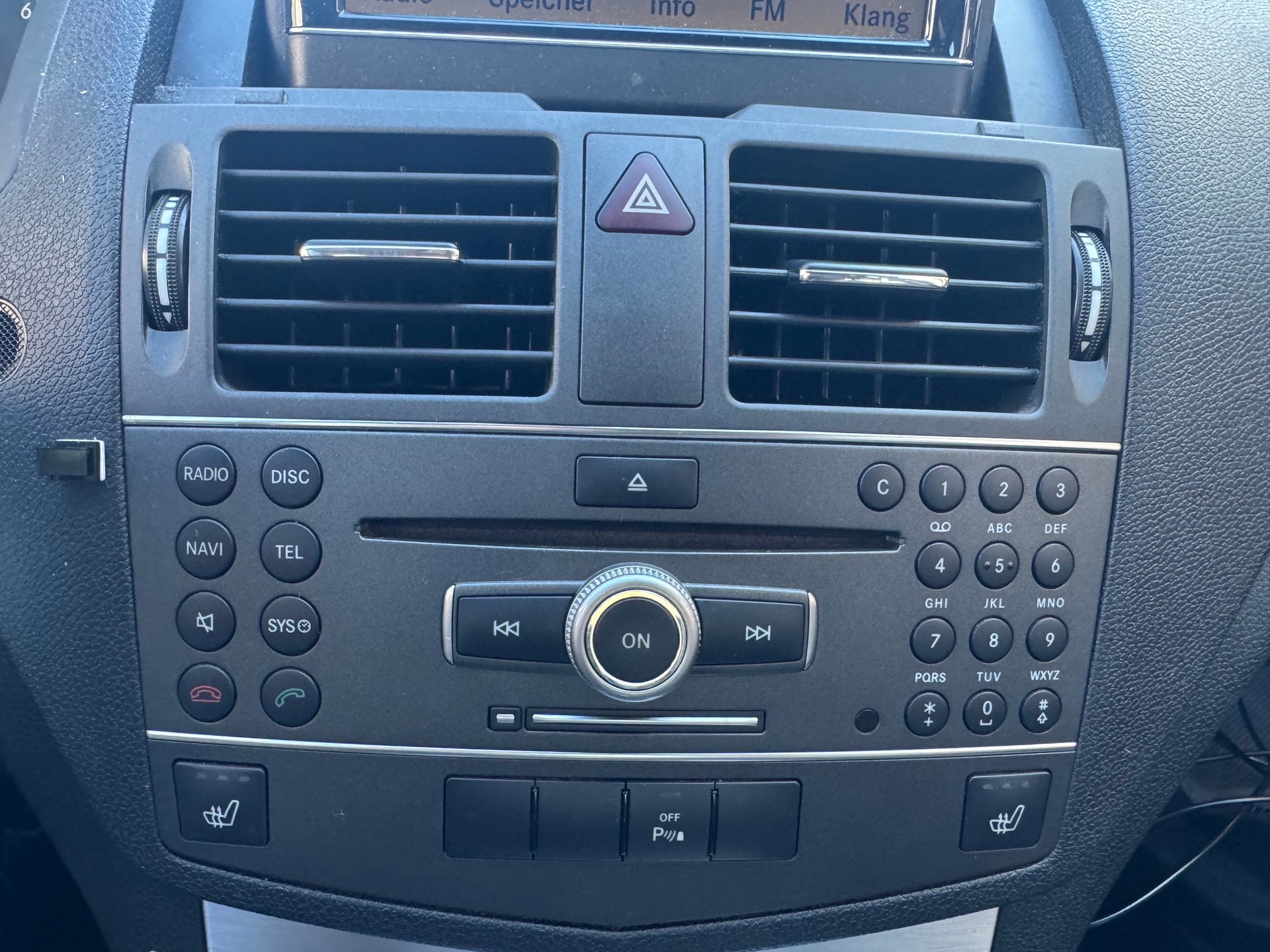 MERCEDES-BENZ C 300 (280) Avantgarde 4Matic 7G-Tronic-image-11