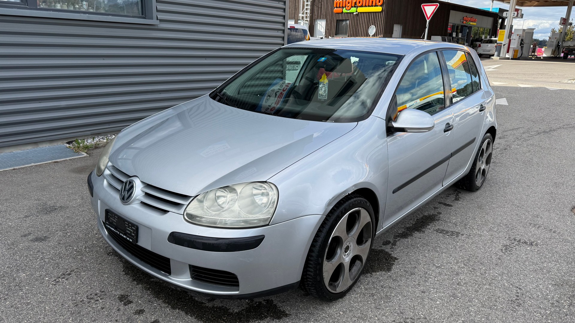 VW Golf 1.6 FSI Comfortline-image-2
