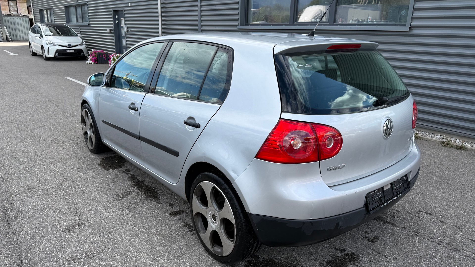 VW Golf 1.6 FSI Comfortline-image-3
