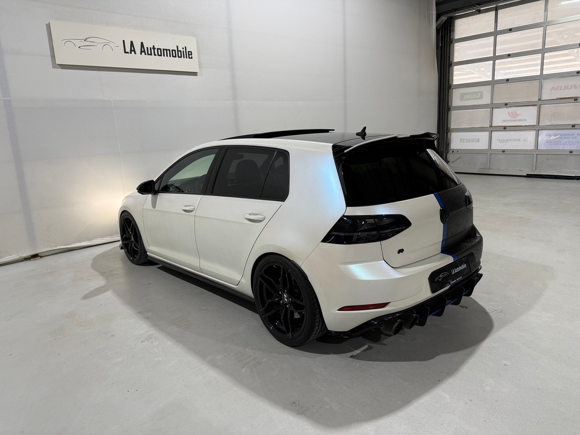 VW Golf 2.0 TSI R 4Motion DSG-image-9