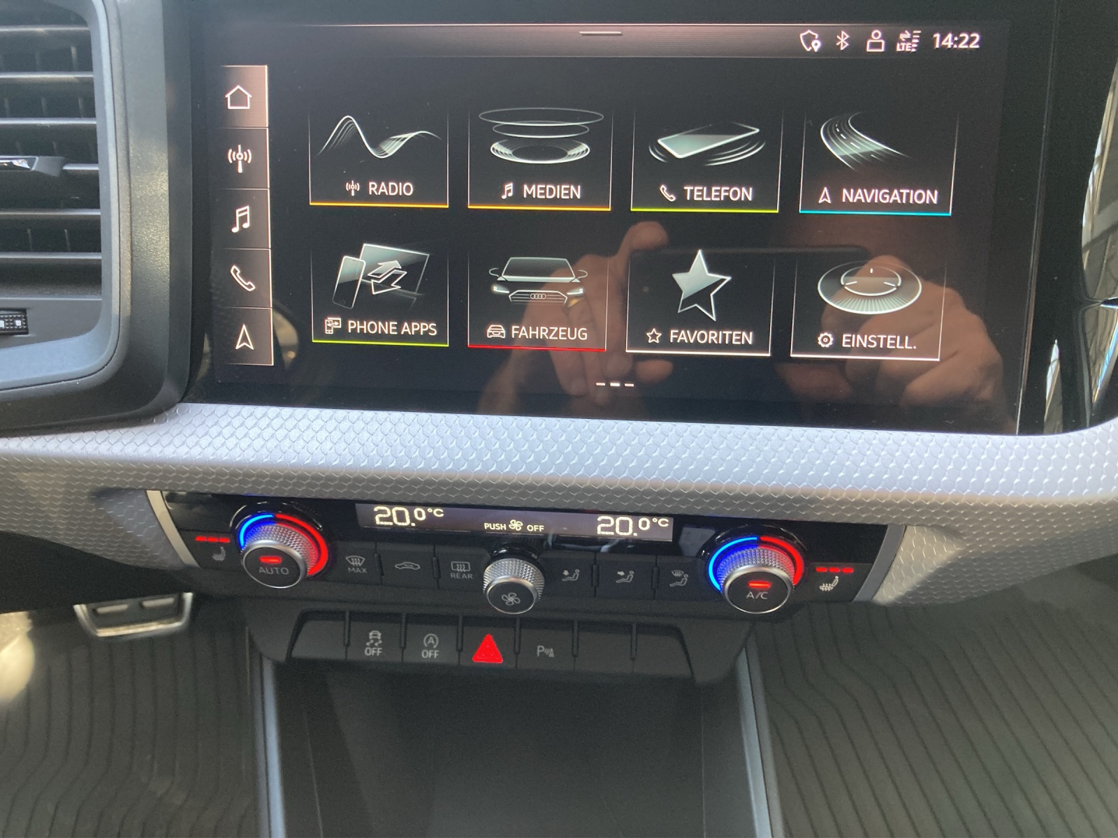 AUDI A1 Sportback 30 TFSI Attraction S-tronic-image-10