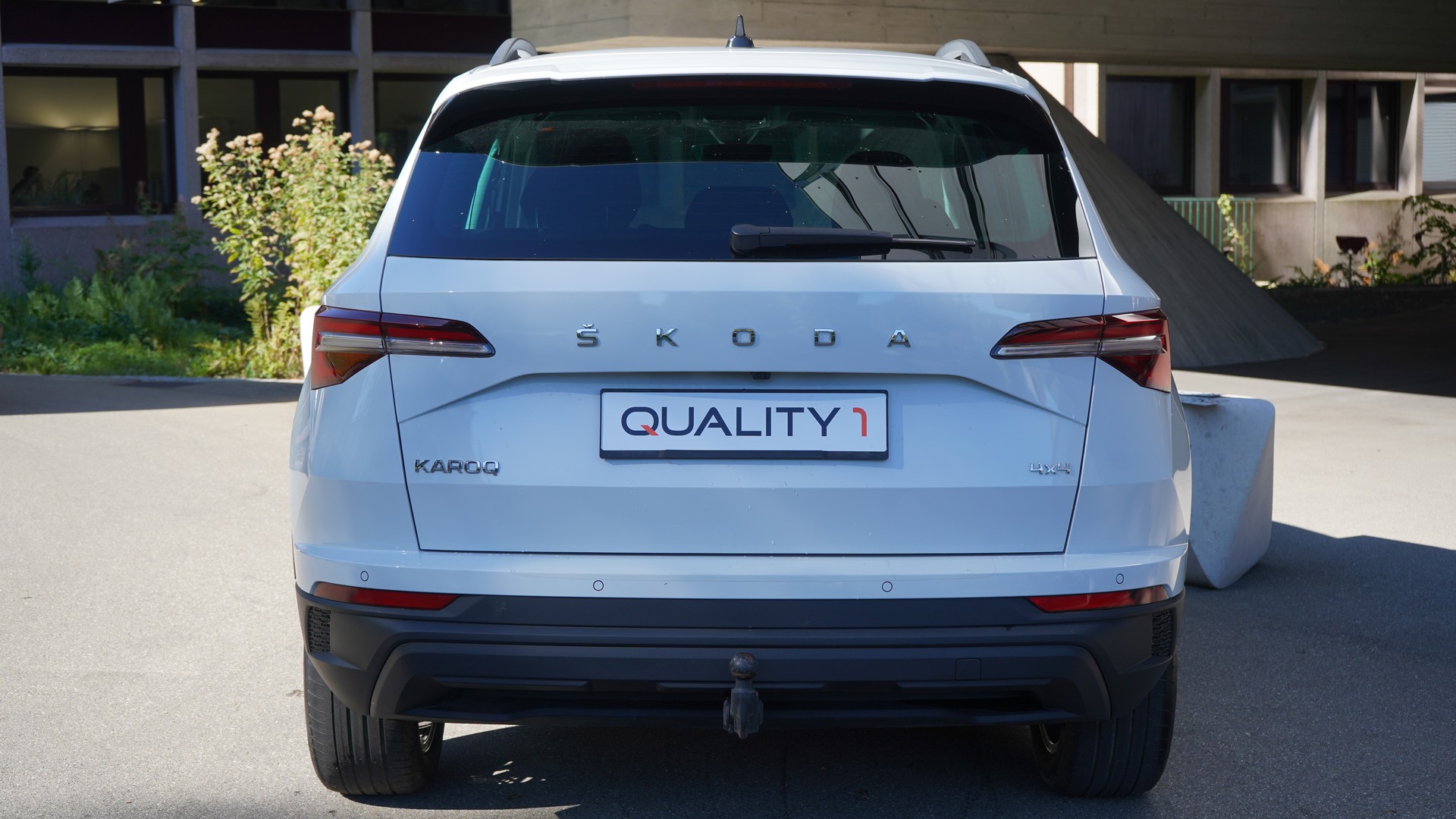 SKODA Karoq 2.0 TDI CR Style 4x4 DSG-image-4