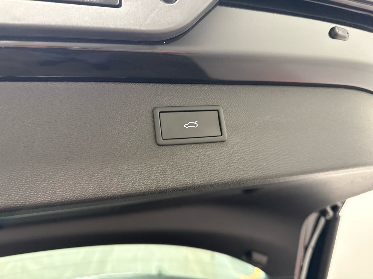CUPRA Formentor 1.5 TSI DSG-image-12