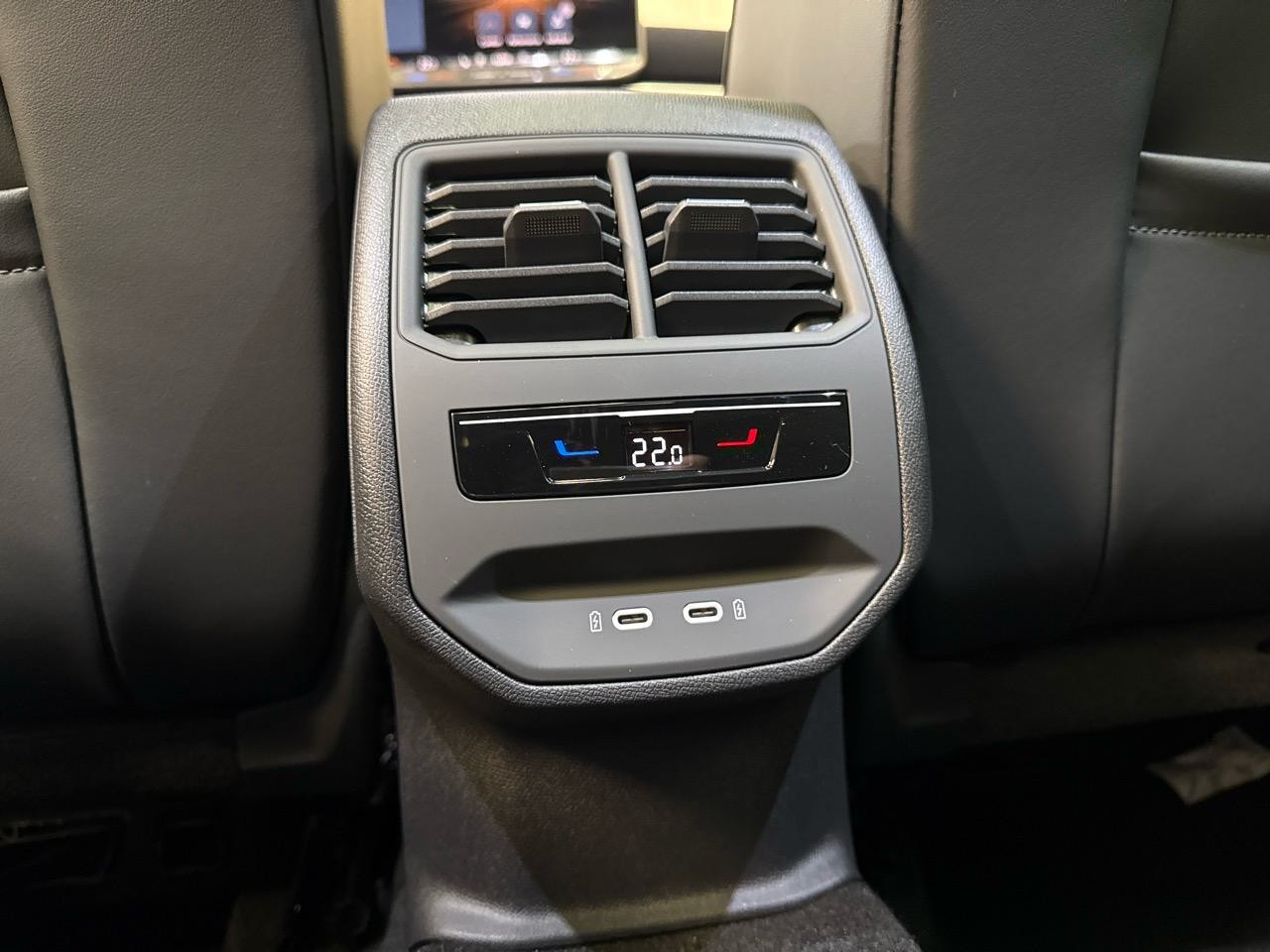 CUPRA Formentor 1.5 TSI DSG-image-11