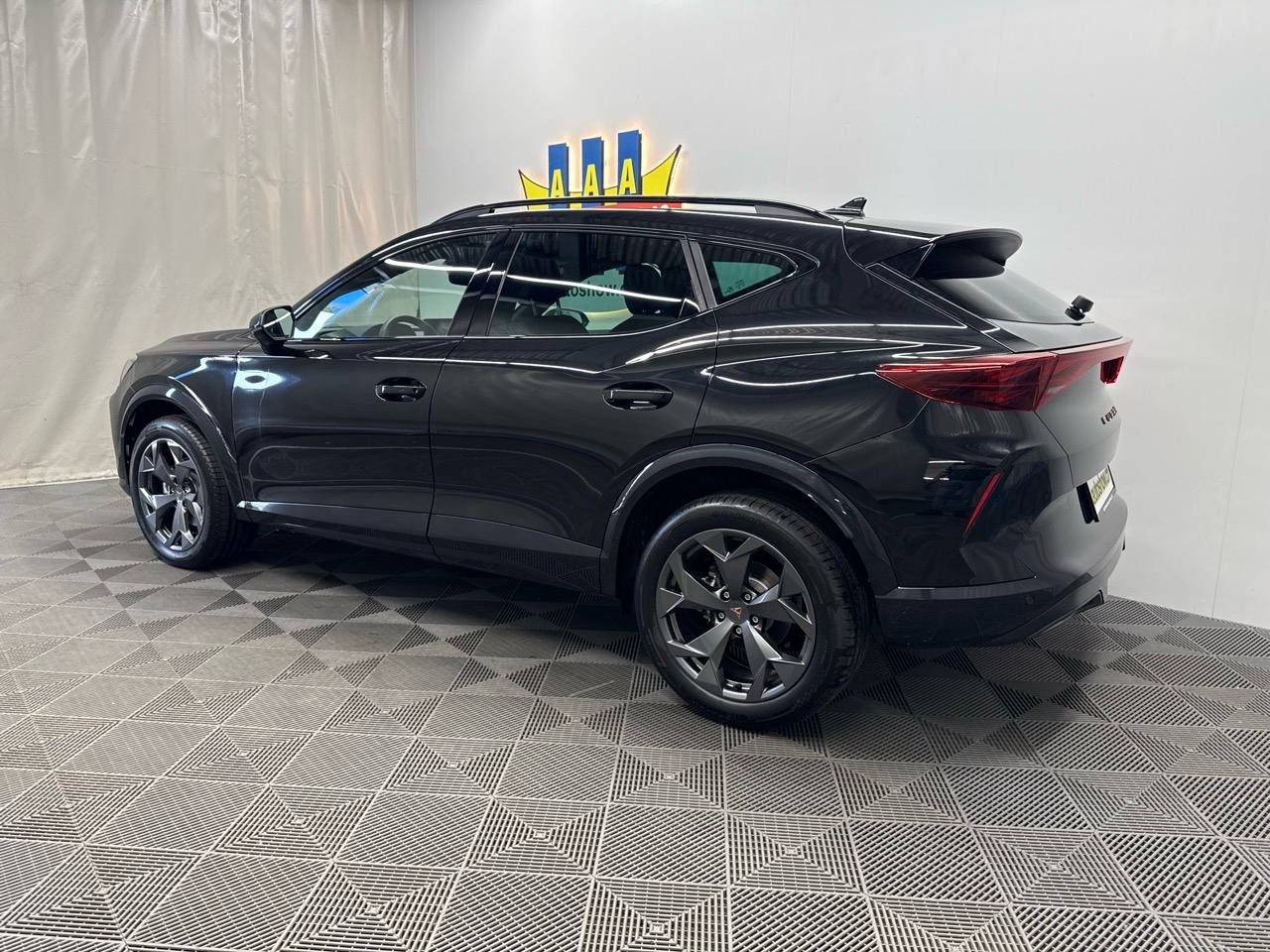 CUPRA Formentor 1.5 TSI DSG-image-1