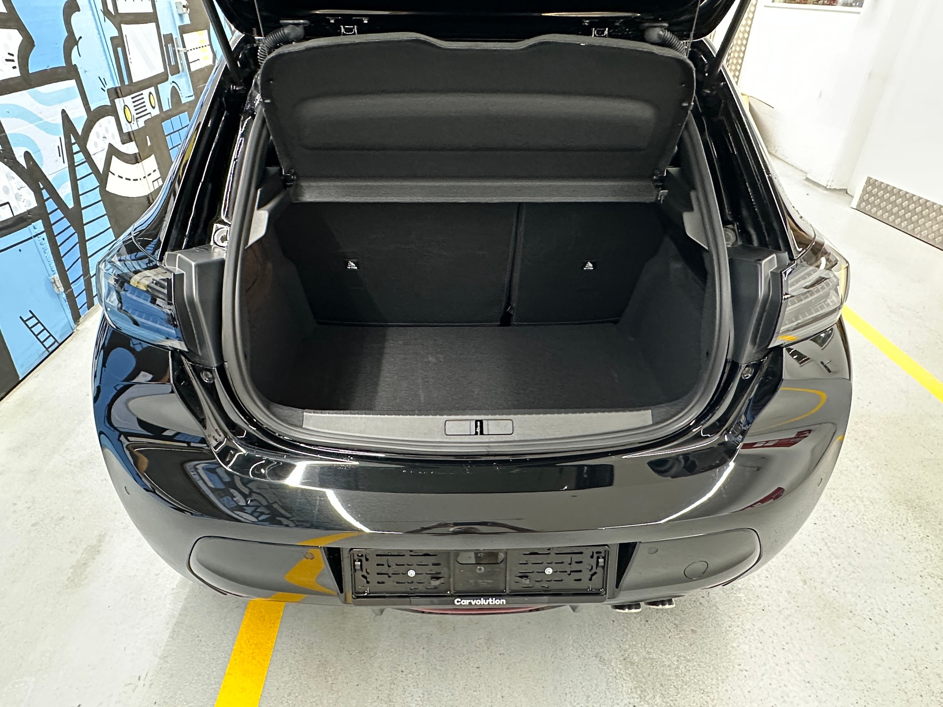 PEUGEOT 208 1.2 MHEV 145 GT-image-5