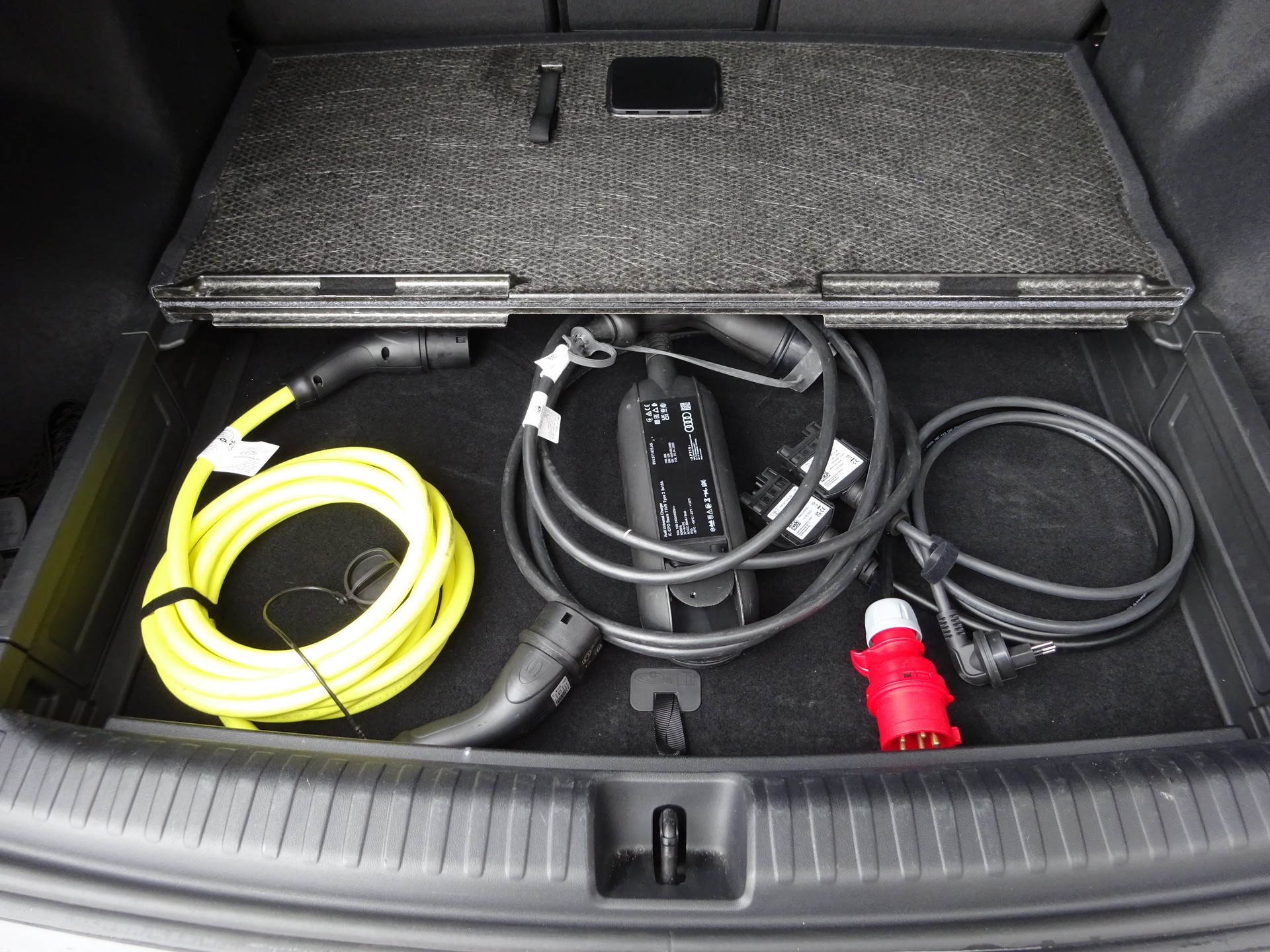 AUDI Q4 Sportback e-tron 50 quattro-image-11
