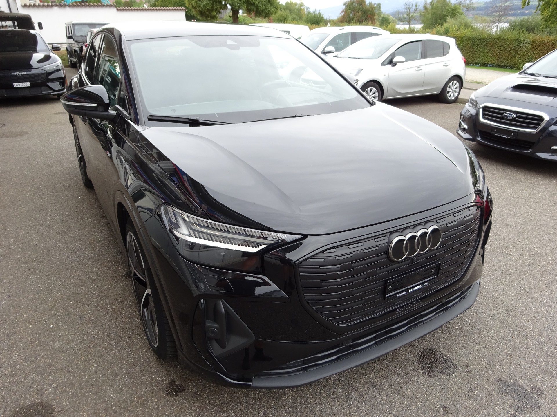 AUDI Q4 Sportback e-tron 50 quattro-image-3