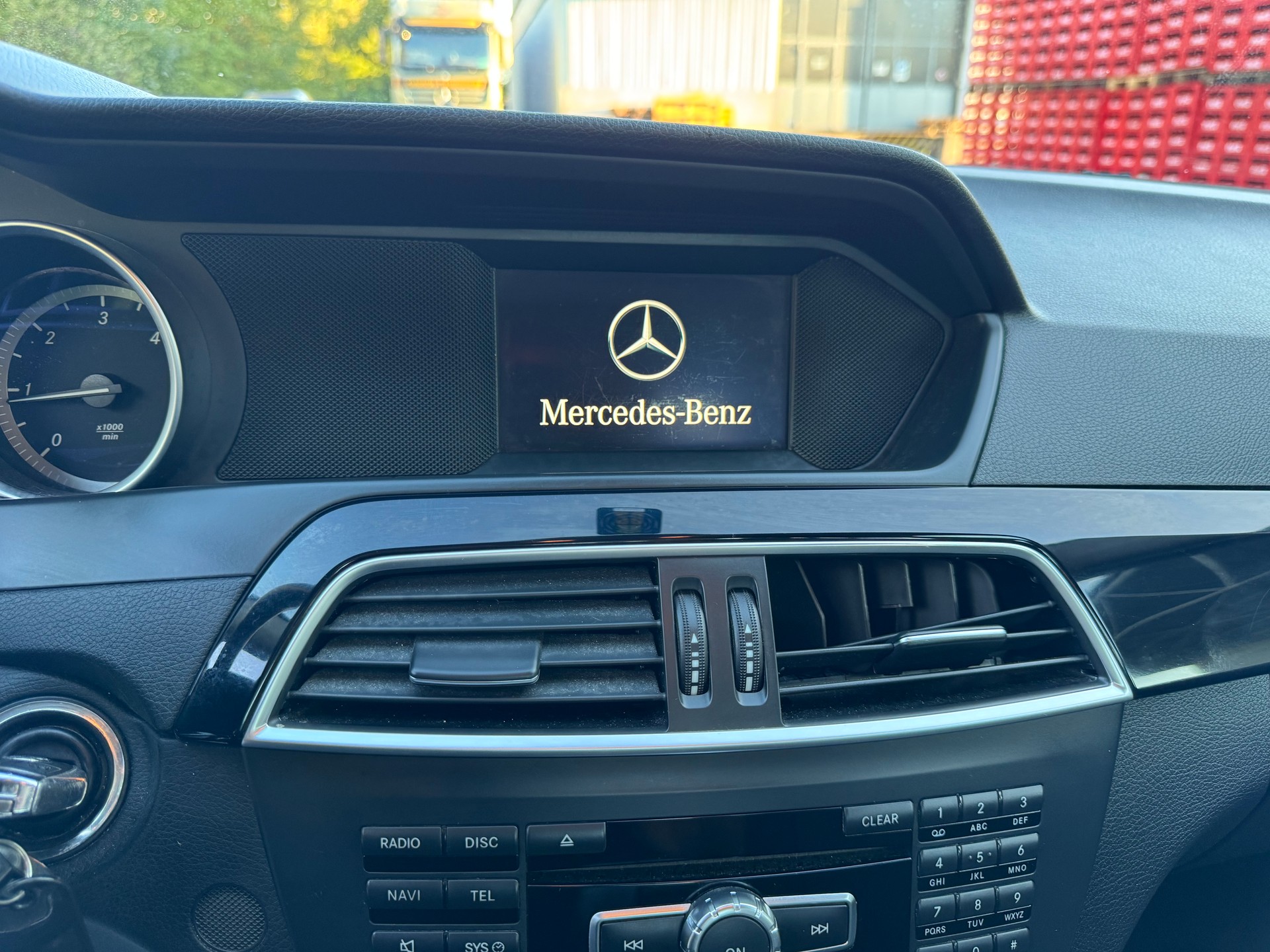 MERCEDES-BENZ C 200 CDI BlueEfficiency Automatic-image-23