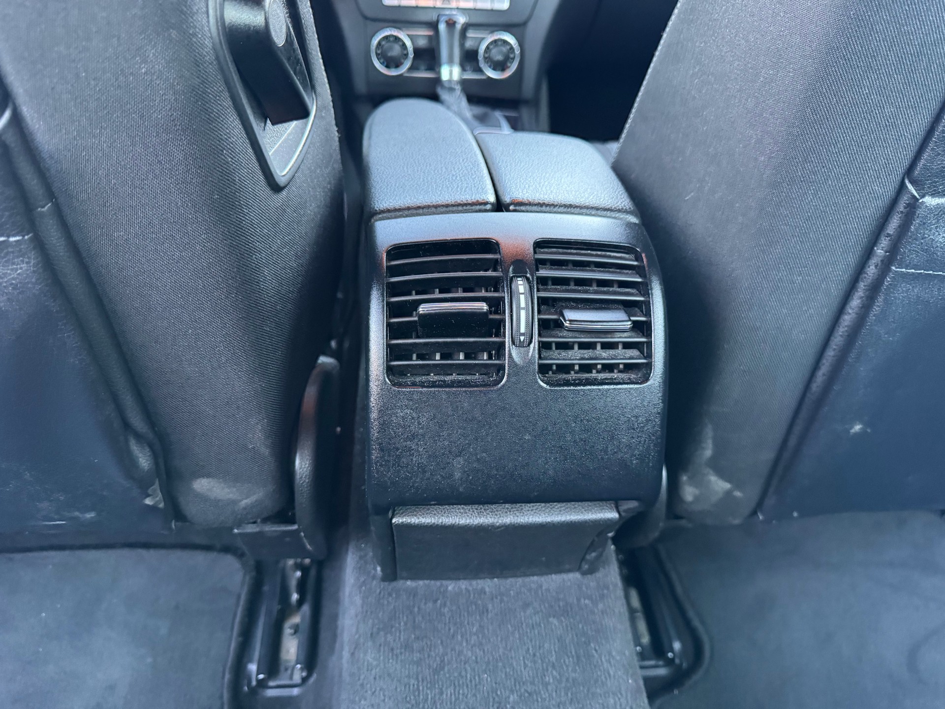 MERCEDES-BENZ C 200 CDI BlueEfficiency Automatic-image-16