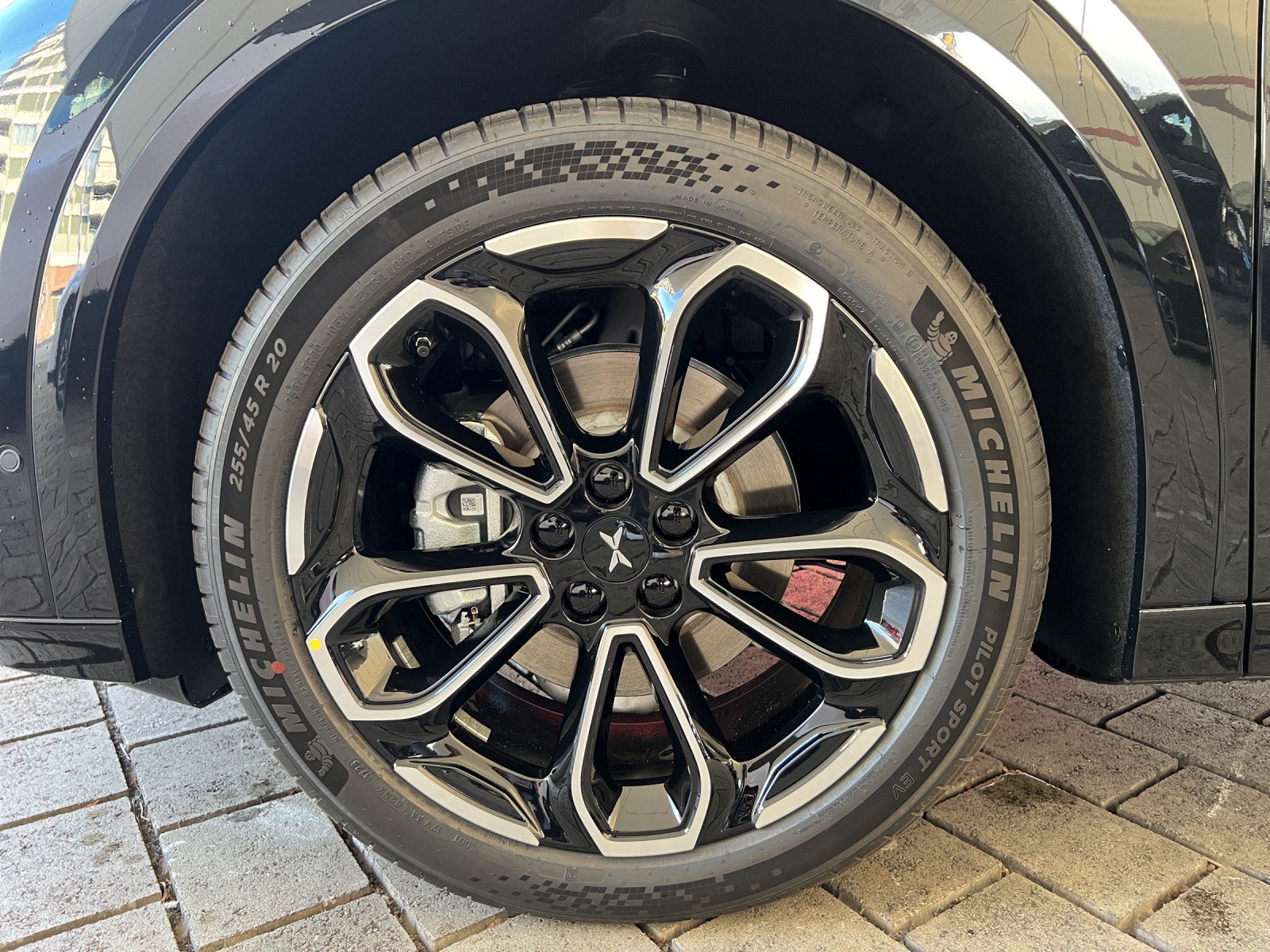 XPENG G6 Performance AWD 4x4 *487PS* inkl. AHK elektrisch-image-7