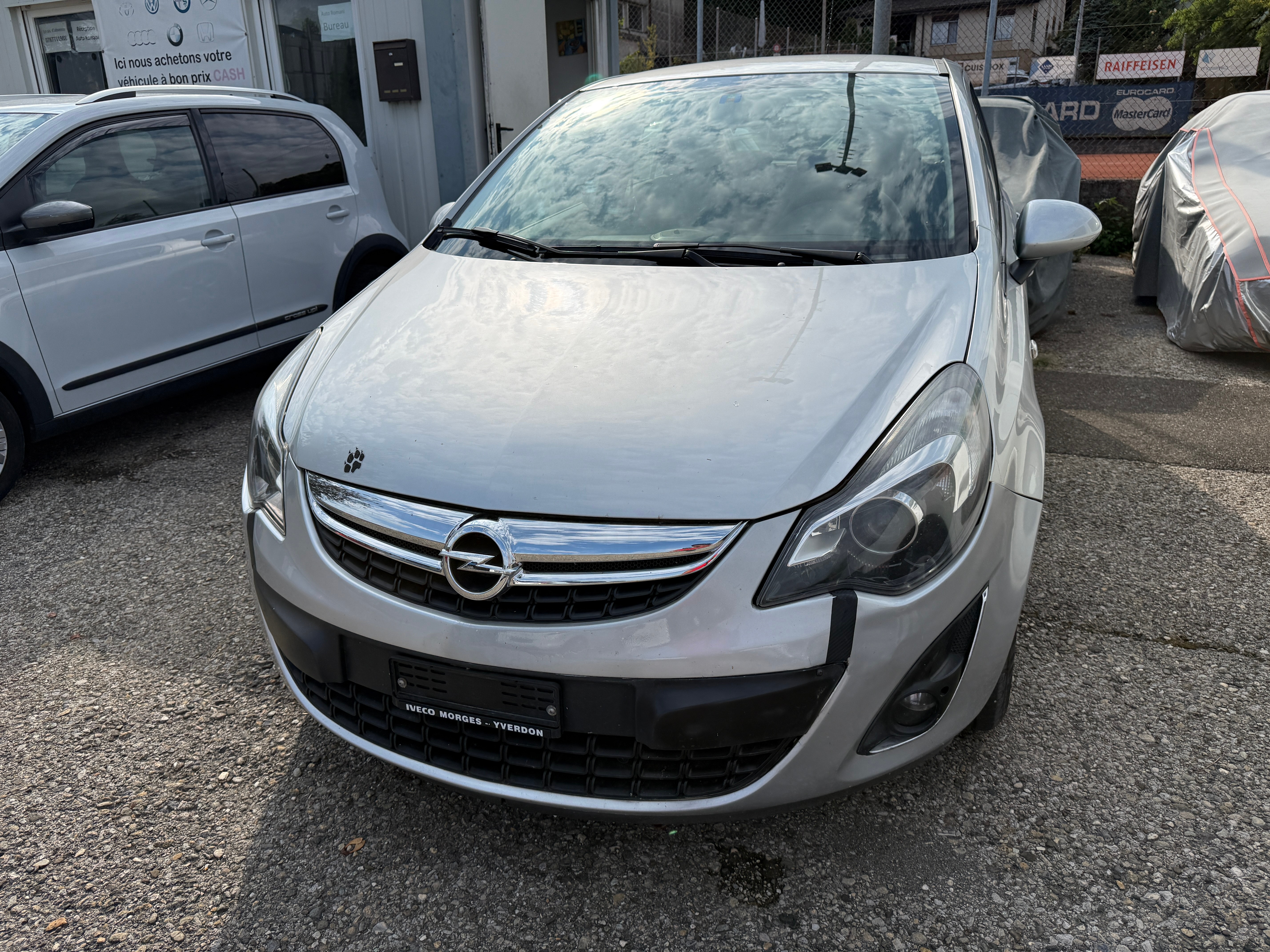 Car photo