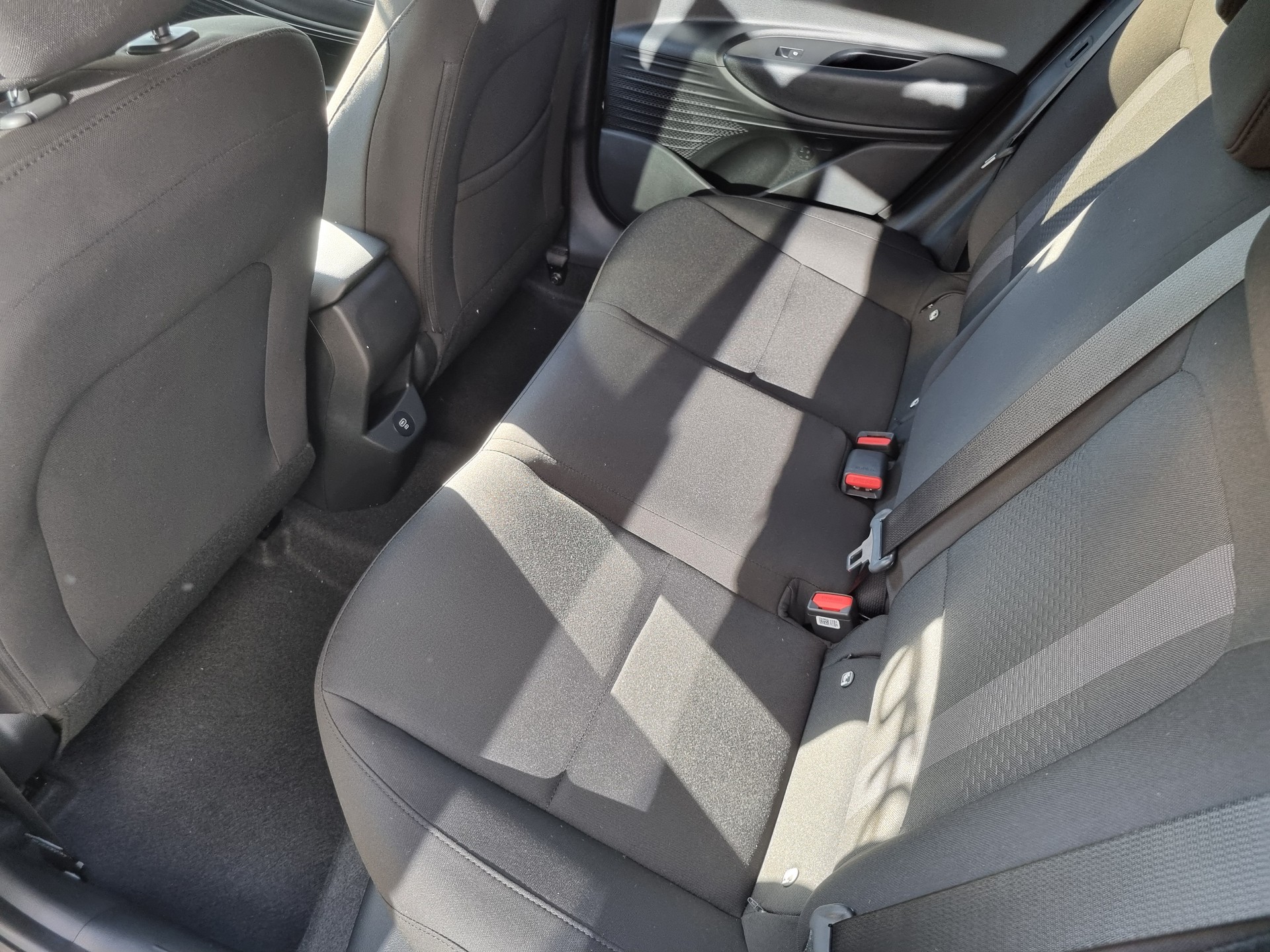 HYUNDAI i20 1.0 T-GDi Amplia DCT-image-10