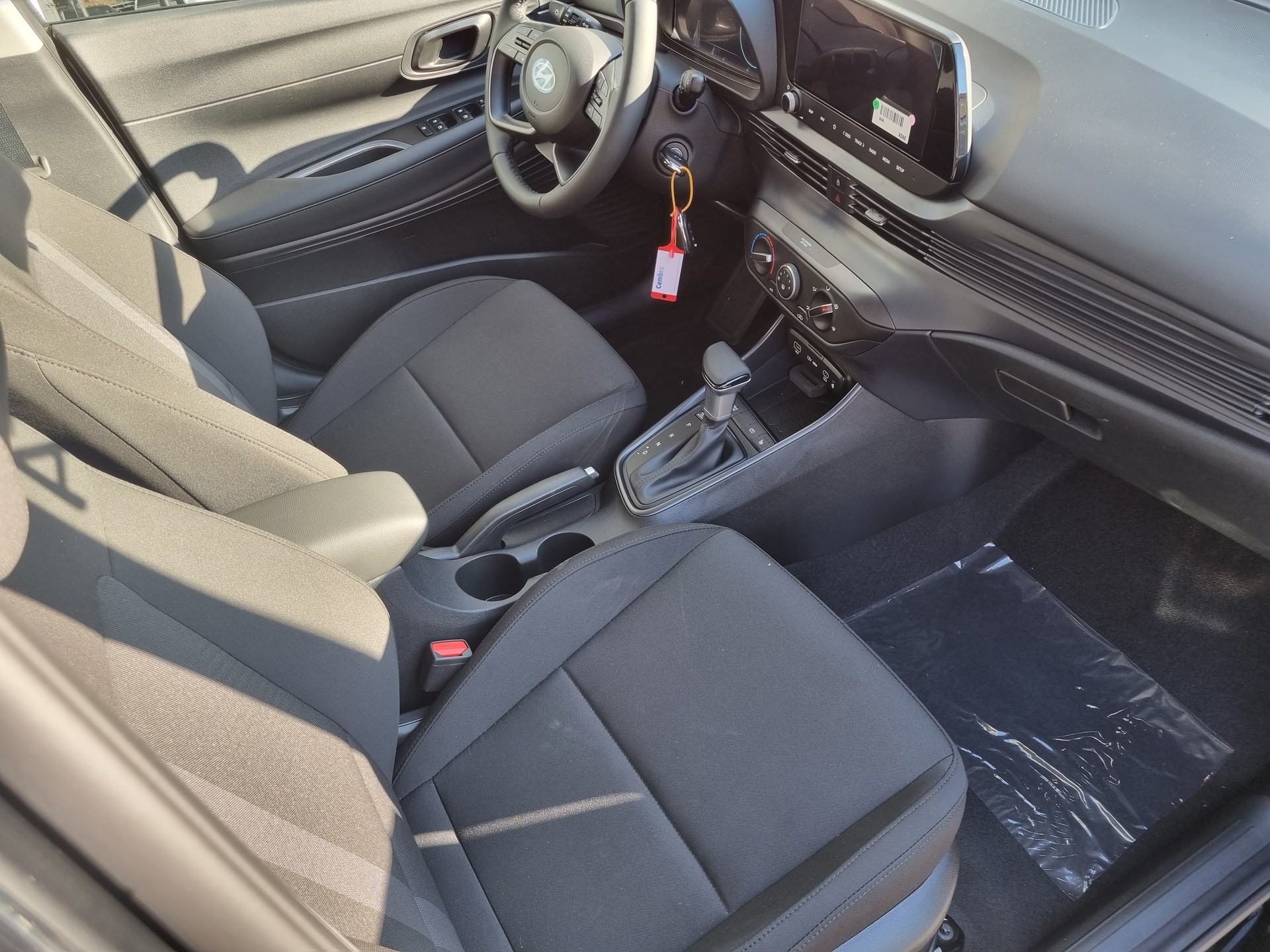 HYUNDAI i20 1.0 T-GDi Amplia DCT-image-9