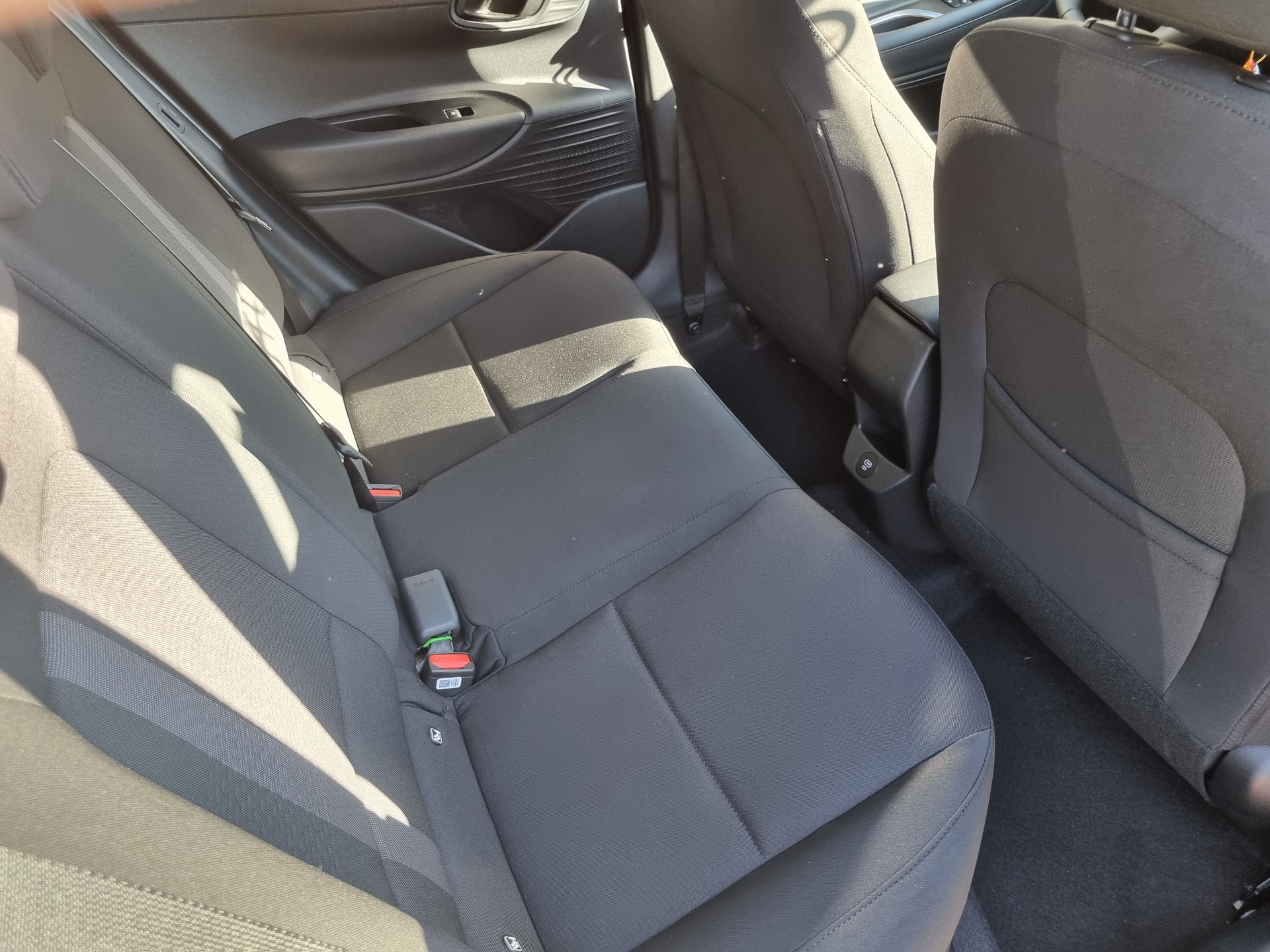 HYUNDAI i20 1.0 T-GDi Amplia DCT-image-8