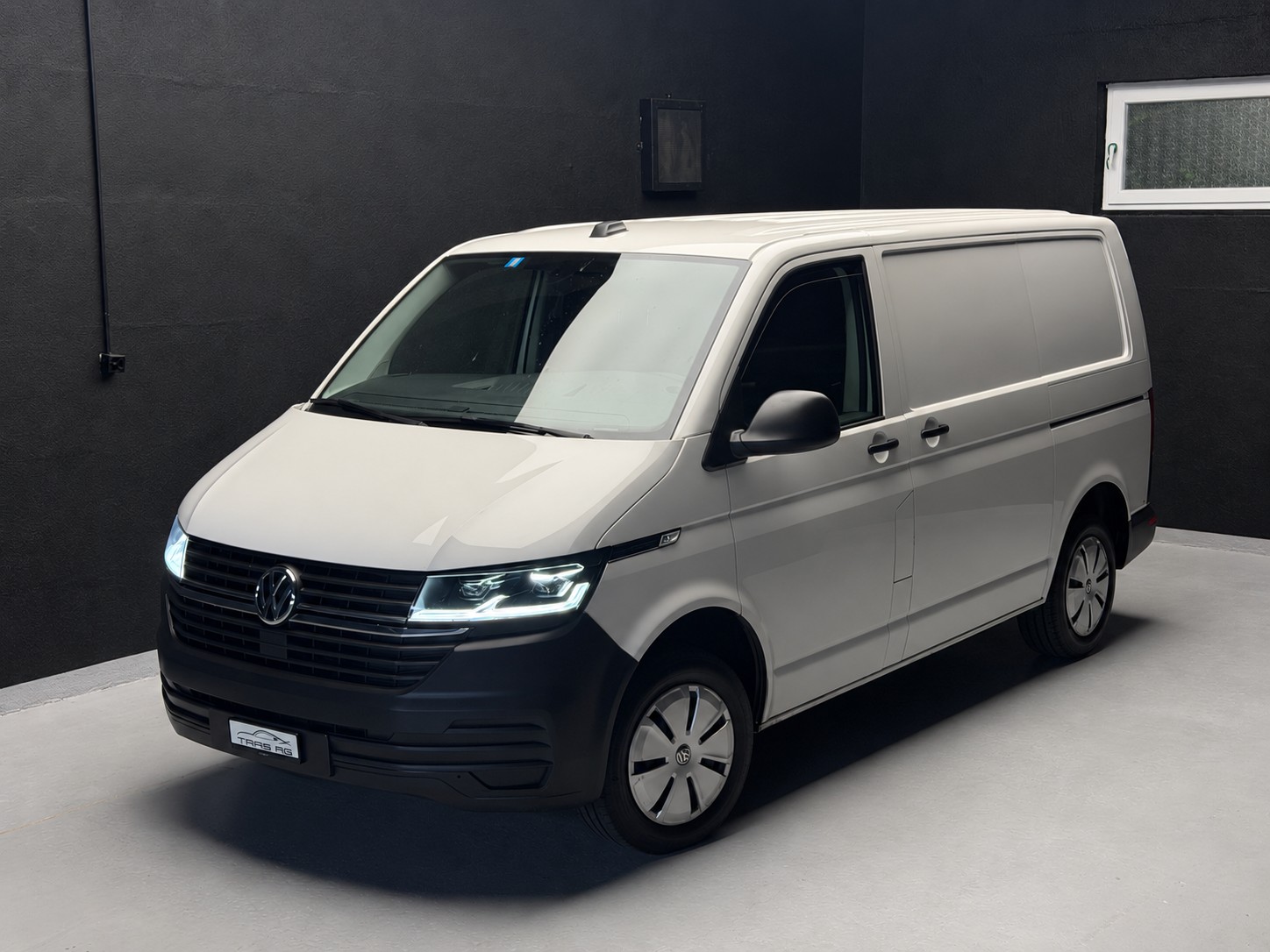 VW T6.1 2.0 TDI DSG • Schiebetüren links & rechts-image-0