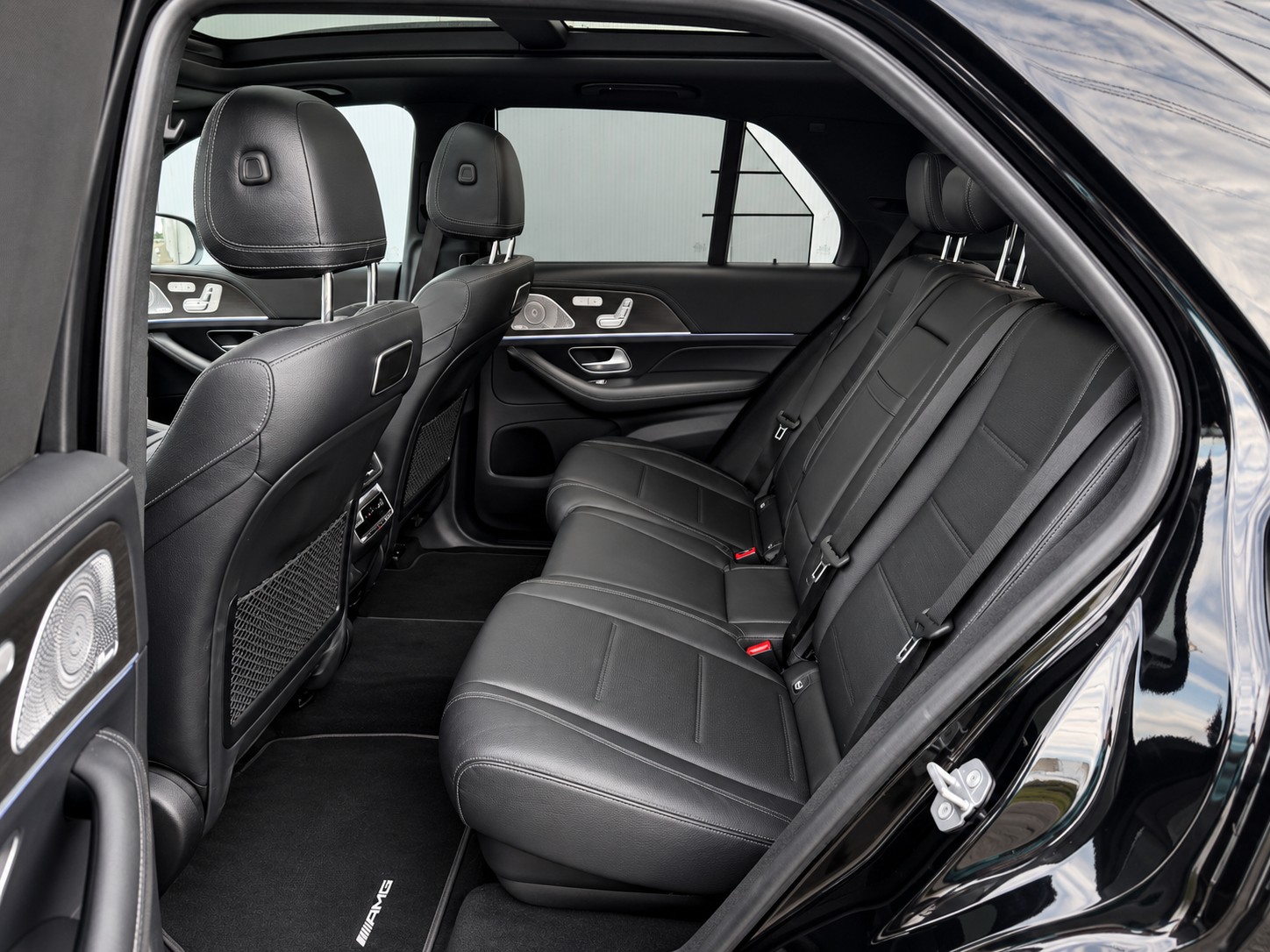 MERCEDES-BENZ GLE 400 d 4Matic 9G-Tronic 🇨🇭- Fahrzeug / 7 Plätzer / AHK-image-10