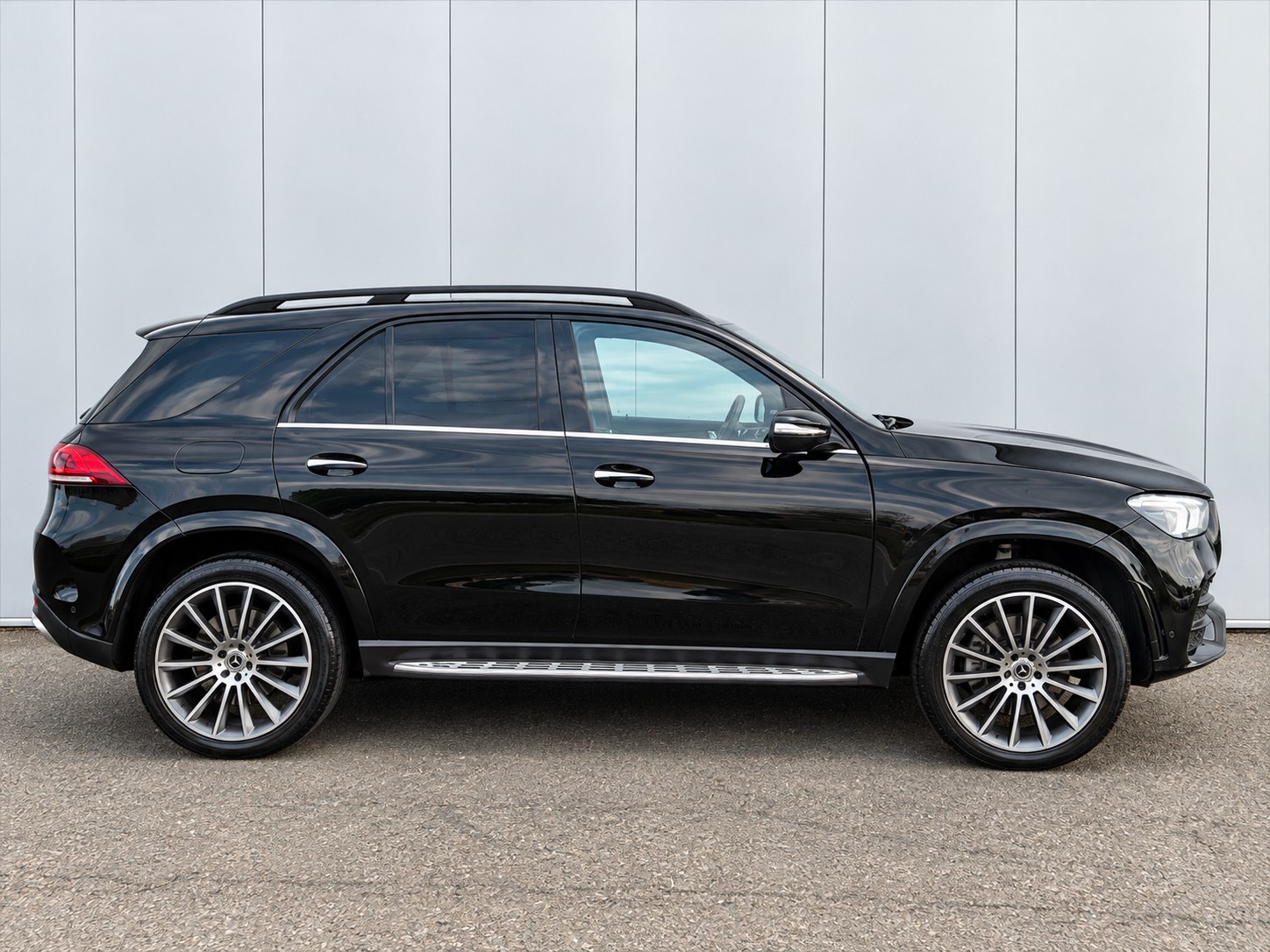 MERCEDES-BENZ GLE 400 d 4Matic 9G-Tronic 🇨🇭- Fahrzeug / 7 Plätzer / AHK-image-2