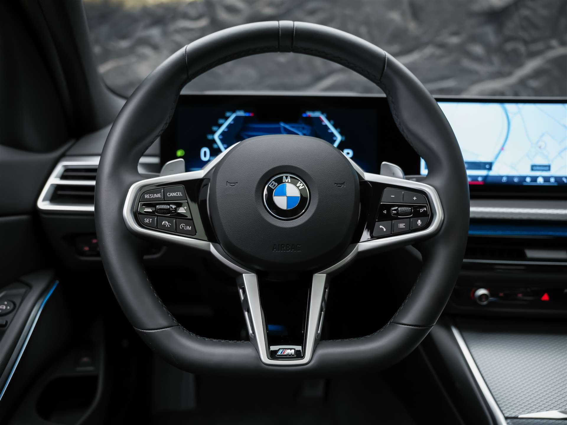 BMW 330d xDrive Steptronic M Sport Pro *Facelift*Werksgarantie*Panorama*360°*Head-Up*-image-27