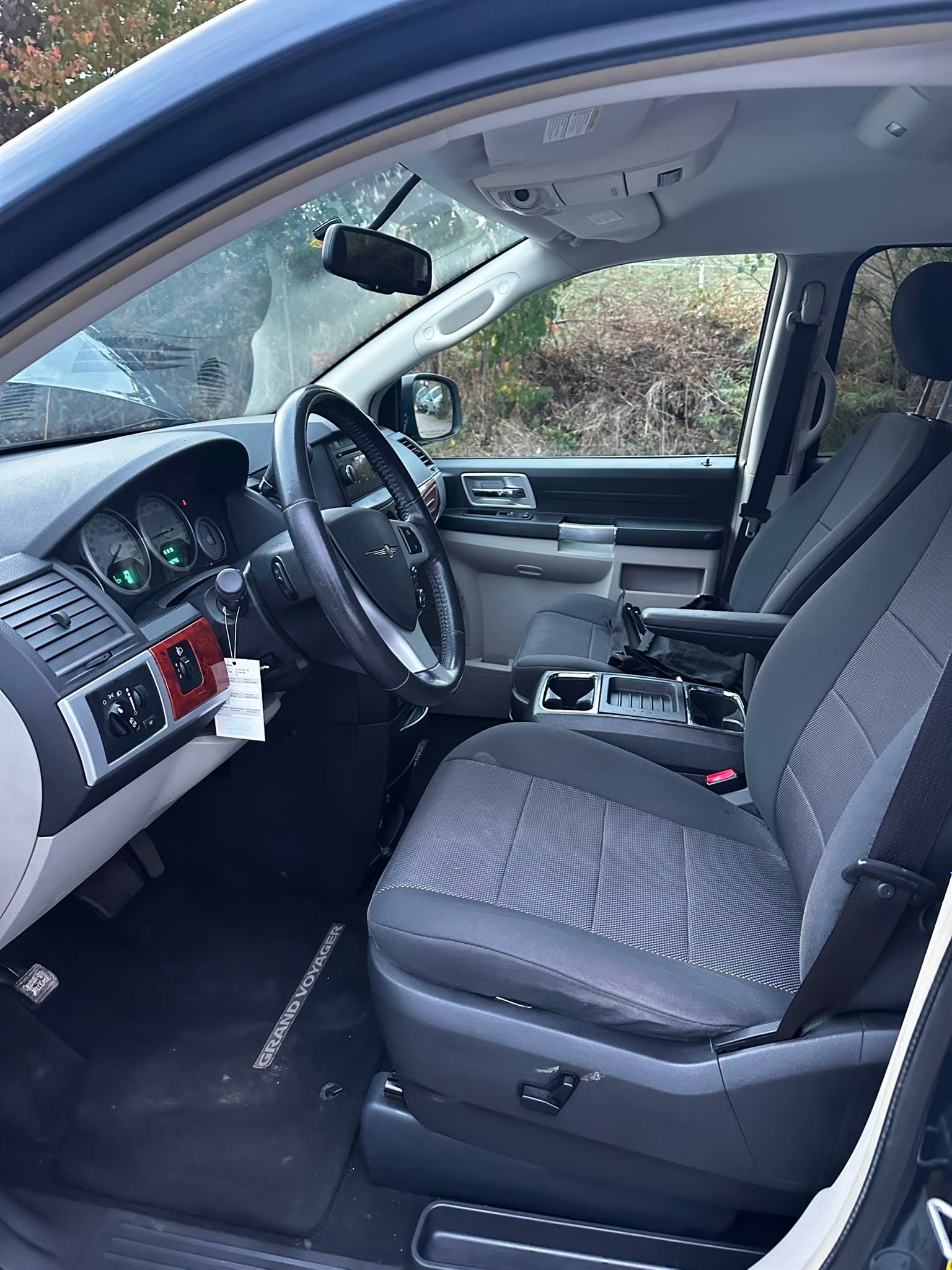 CHRYSLER Grand Voyager 3.8 LX Automatic-image-7