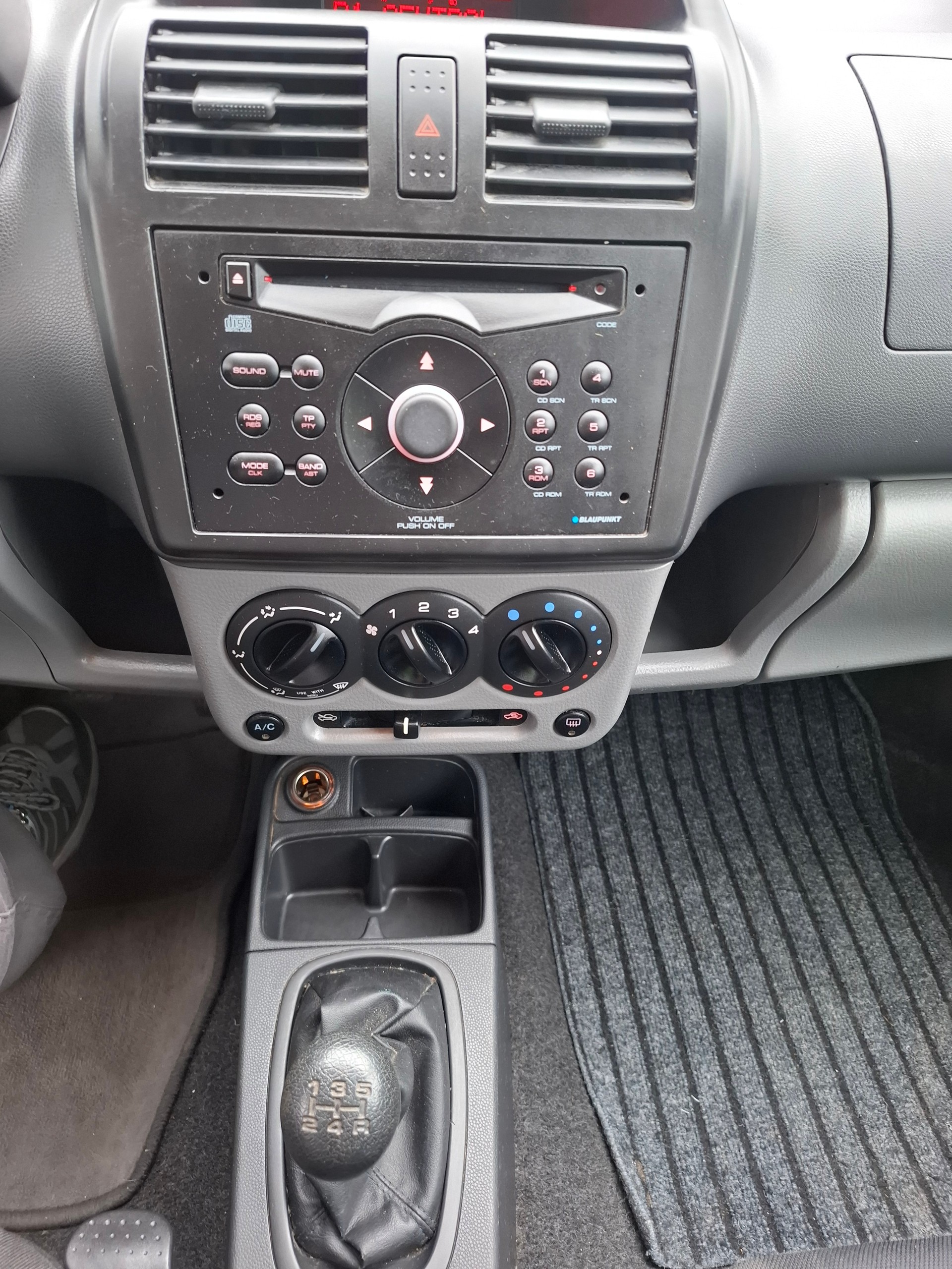 SUBARU G3X Justy 1.3 AWD-image-12