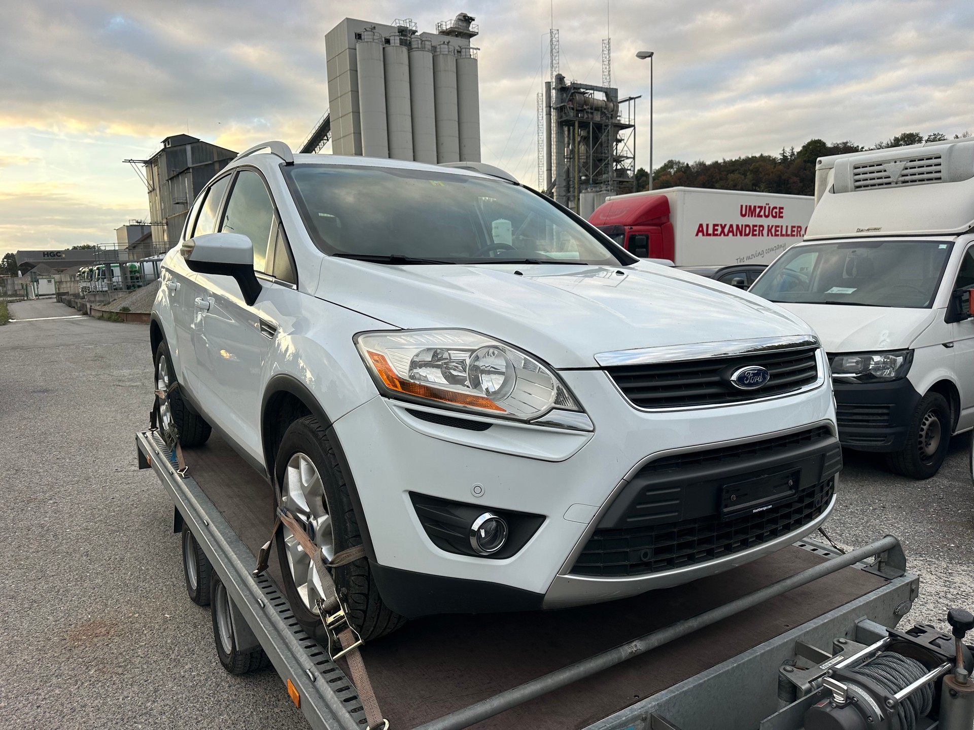 FORD Kuga 2.0 TDCi Carving-image-2