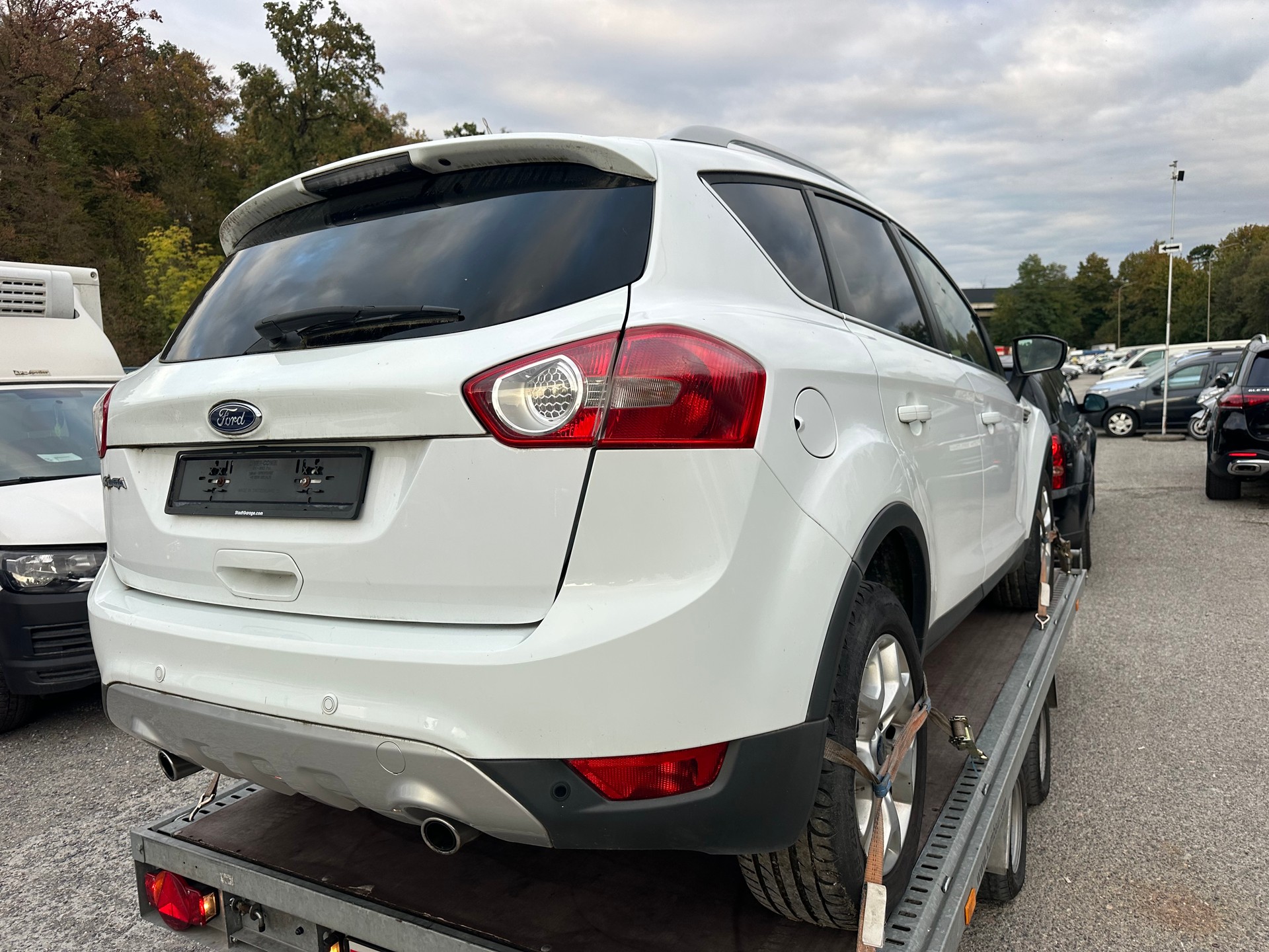 FORD Kuga 2.0 TDCi Carving-image-1
