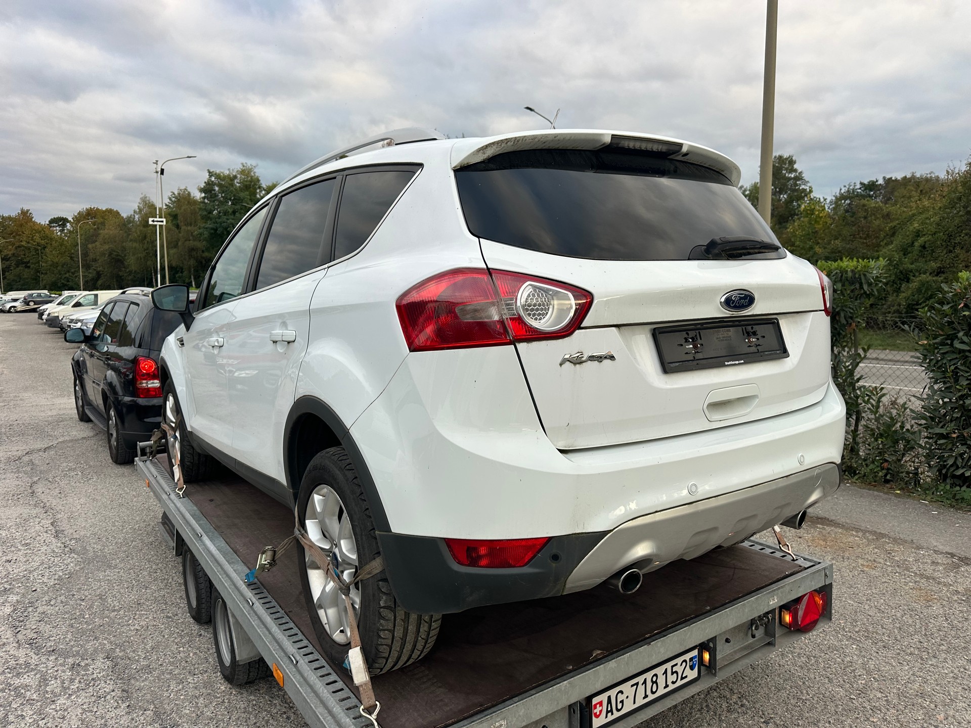 FORD Kuga 2.0 TDCi Carving-image-3