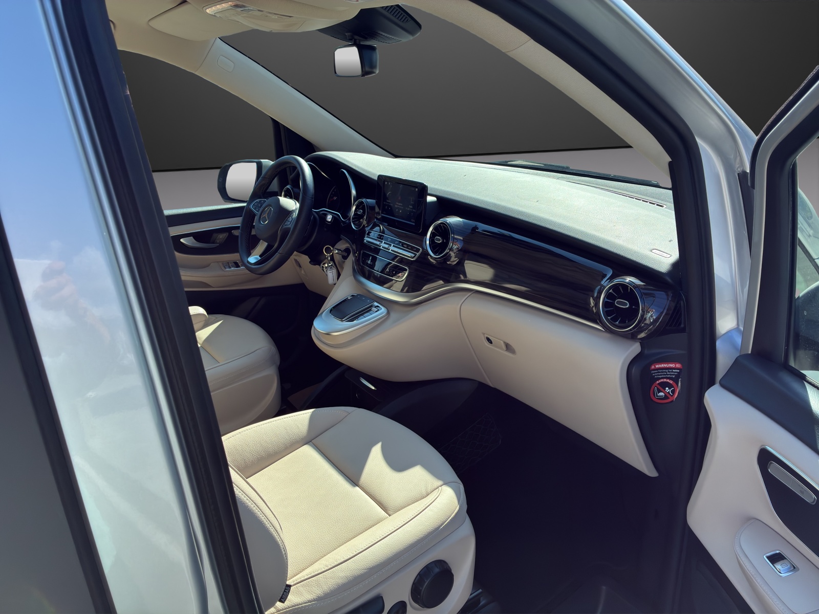 MERCEDES-BENZ V 300 d lang Avantgarde 9G-Tronic-image-8