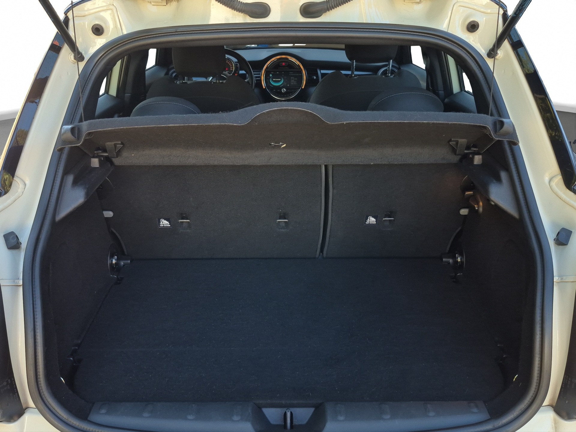 MINI Cooper Steptronic-image-12