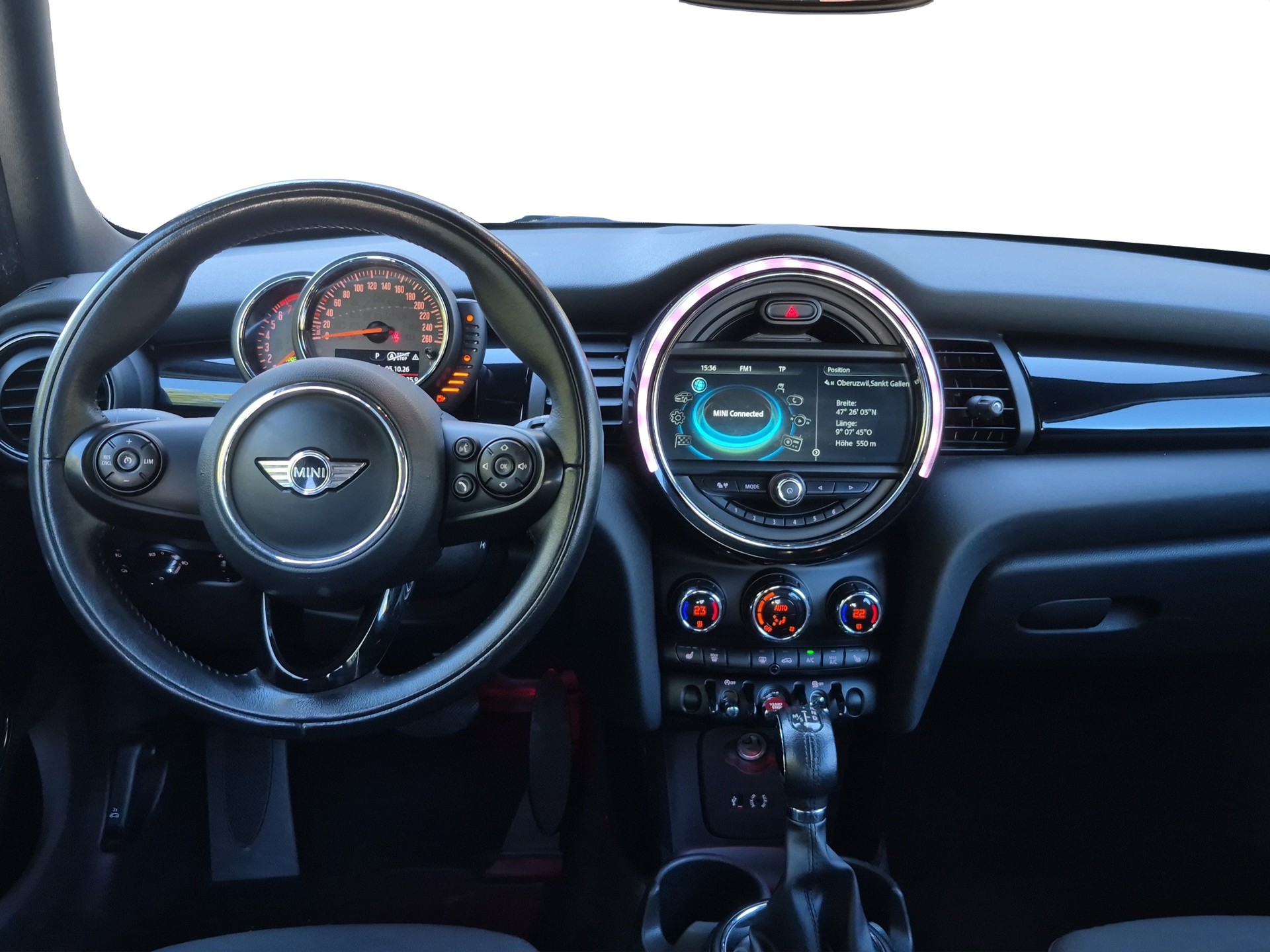 MINI Cooper Steptronic-image-9