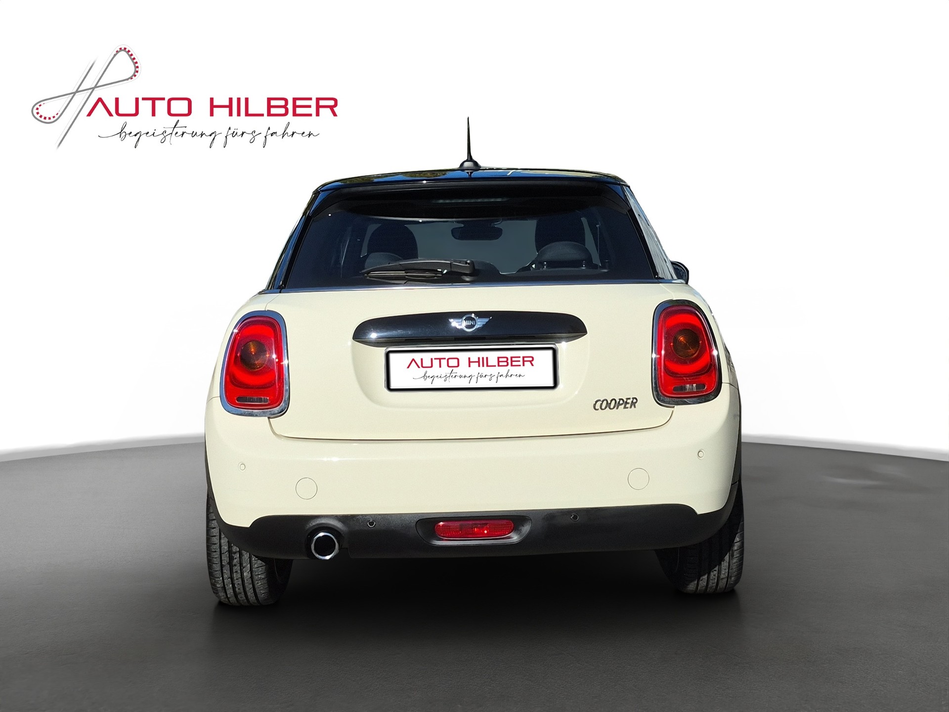 MINI Cooper Steptronic-image-5