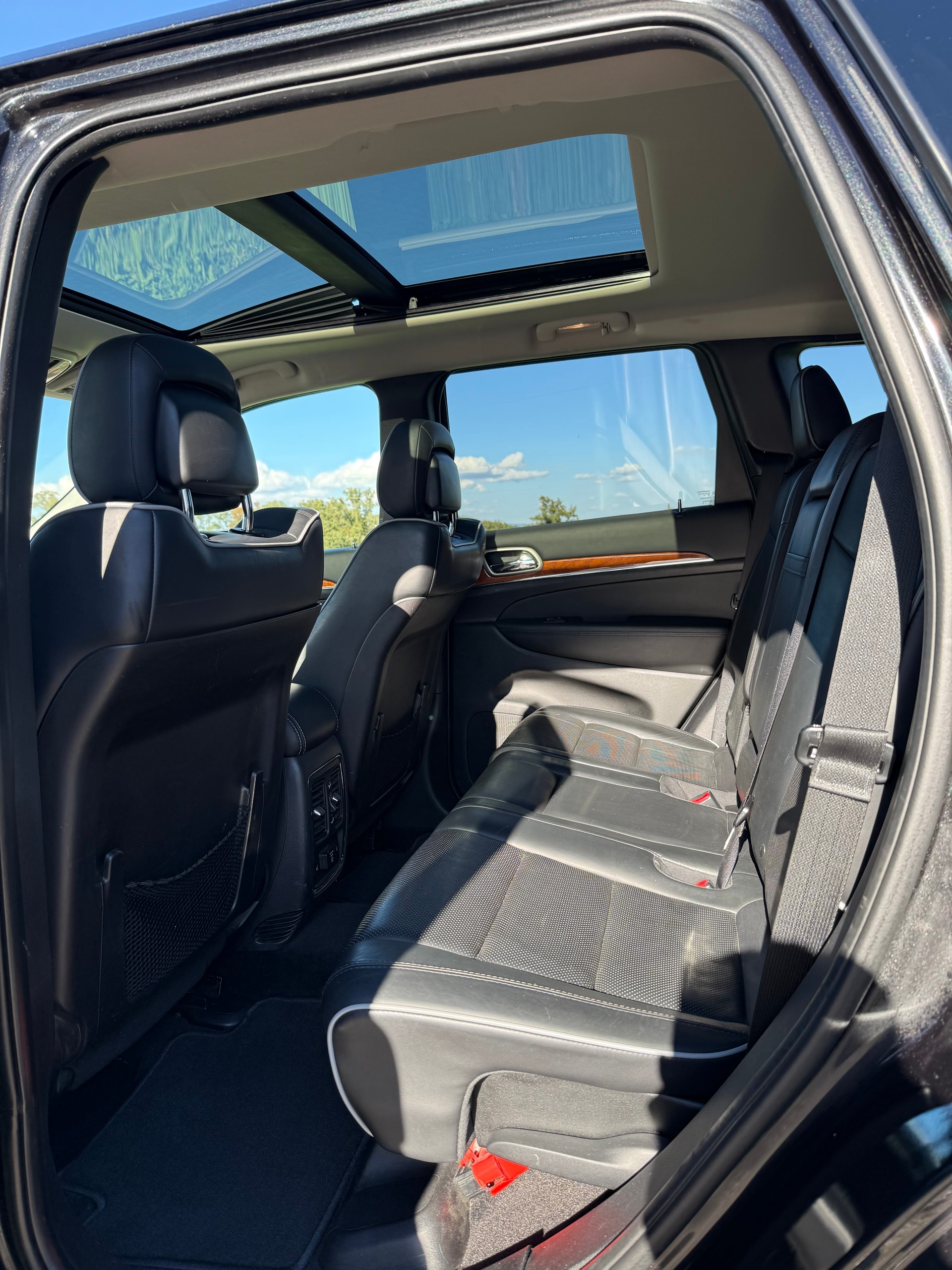 JEEP Grand Cherokee 5.7 HEMI Overland Automatic-image-6