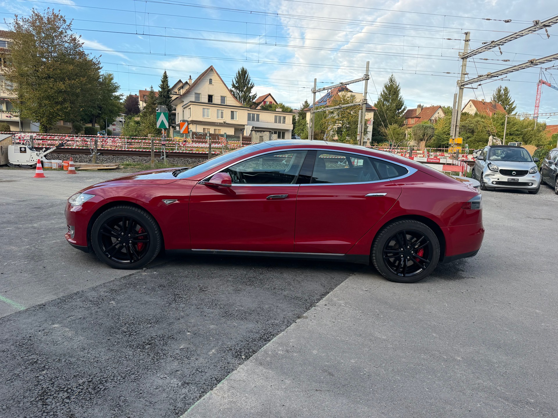 TESLA Model S 85 D Performance-image-3
