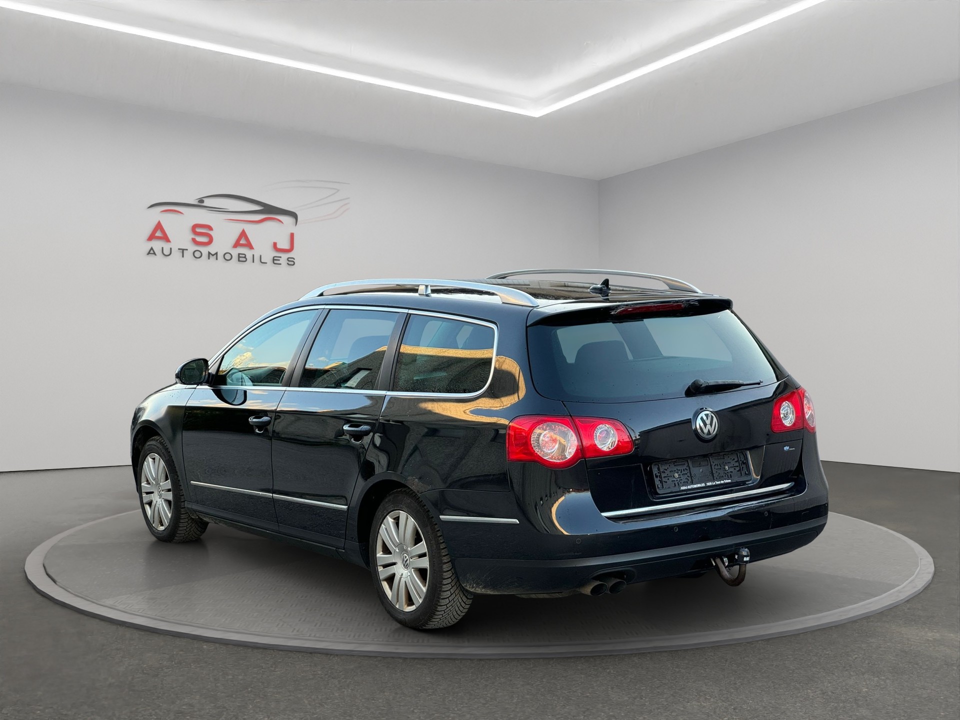 VW Passat Variant 2.0 TDI Highline DSG-image-6
