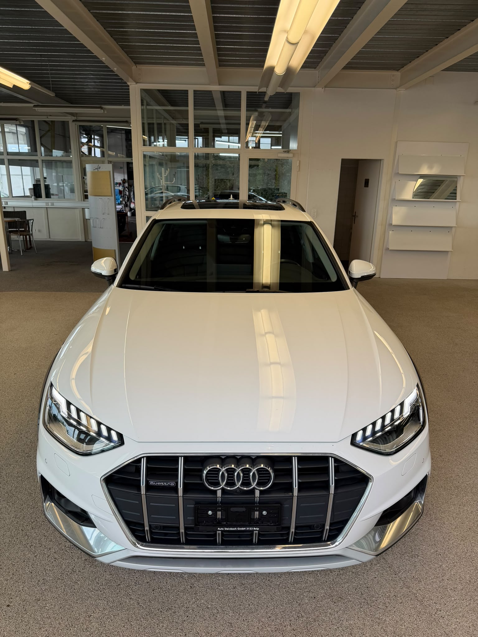 AUDI A4 allroad 40 TDI quattro tiptronic-image-2