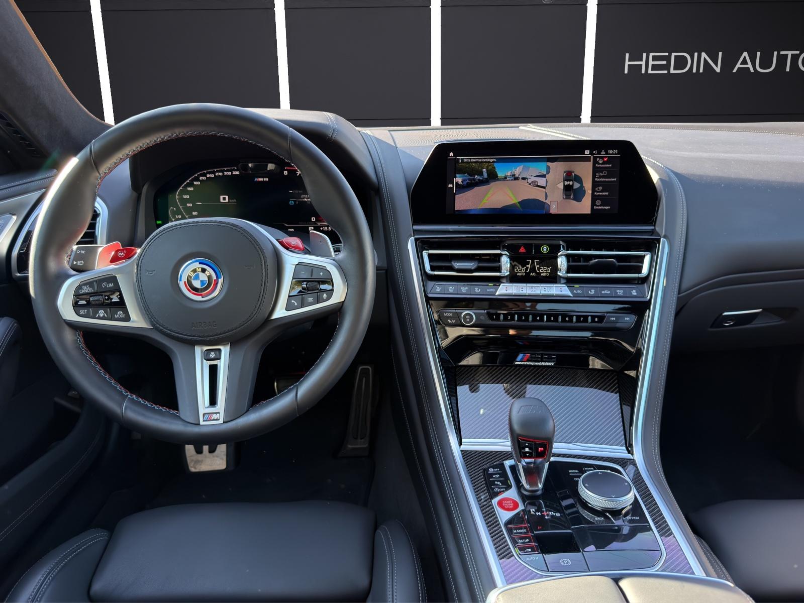 BMW M8 Competition xDrive-image-11