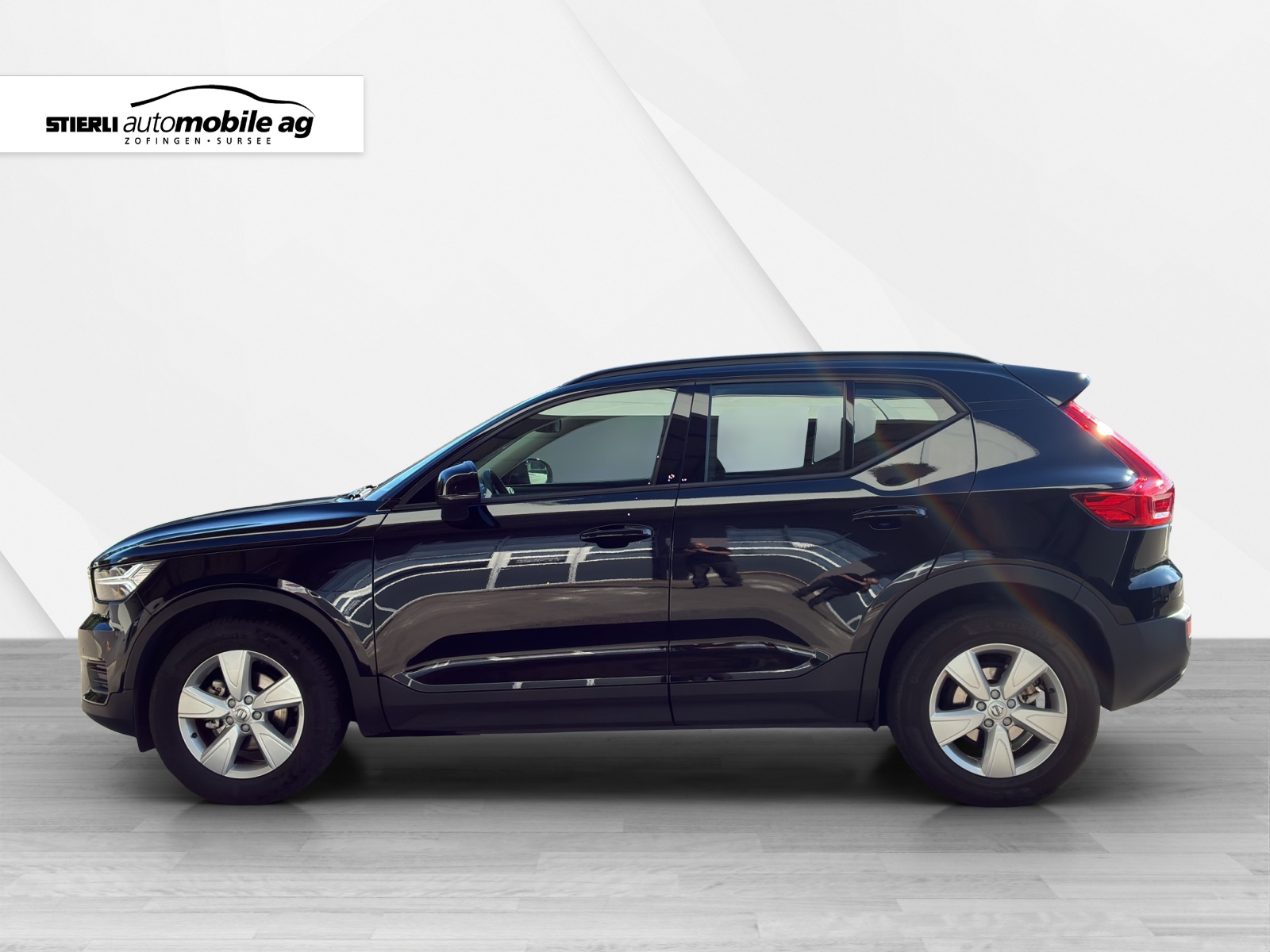 VOLVO XC40 1.5 T3 Momentum Light-image-7