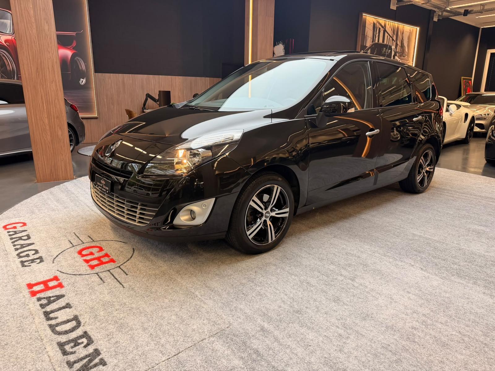 RENAULT Grand Scénic 1.4 TCe 130 Dynamique 5P-image-2