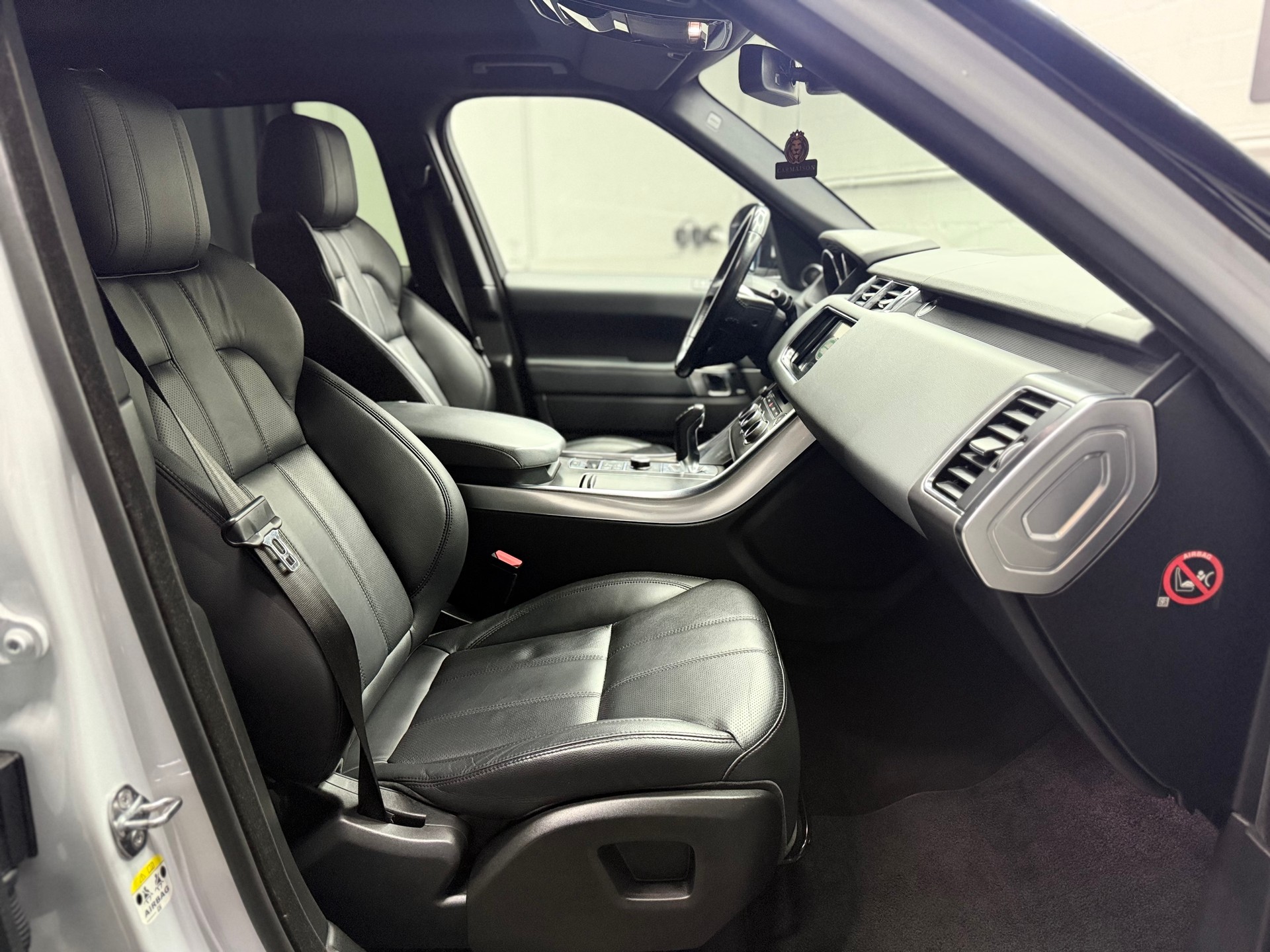 LAND ROVER Range Rover Sport 3.0 SDV6 | AHK 3‘500KG | 22‘‘ Vossen | Luftfahrwerk-image-20