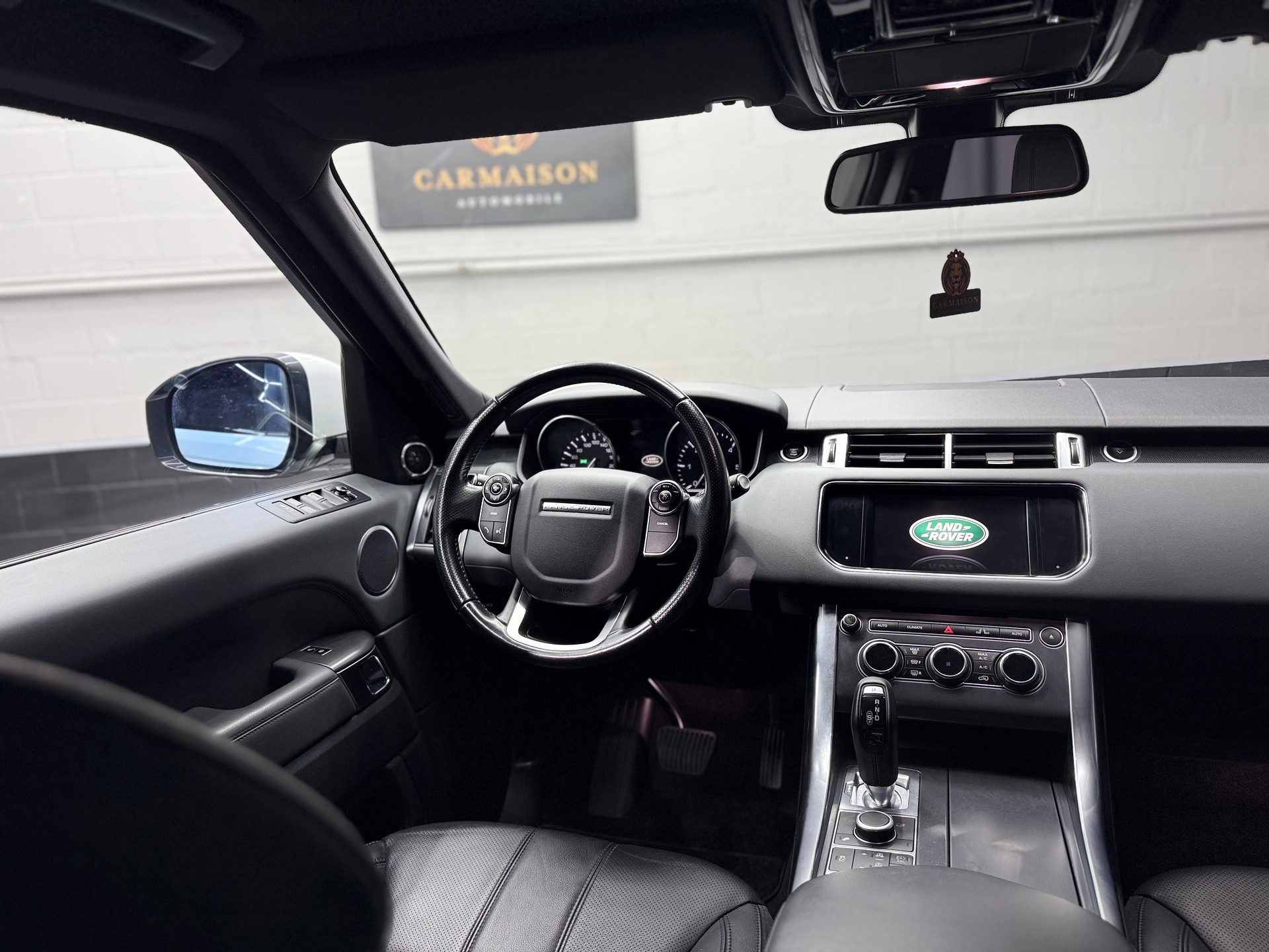 LAND ROVER Range Rover Sport 3.0 SDV6 | AHK 3‘500KG | 22‘‘ Vossen | Luftfahrwerk-image-15
